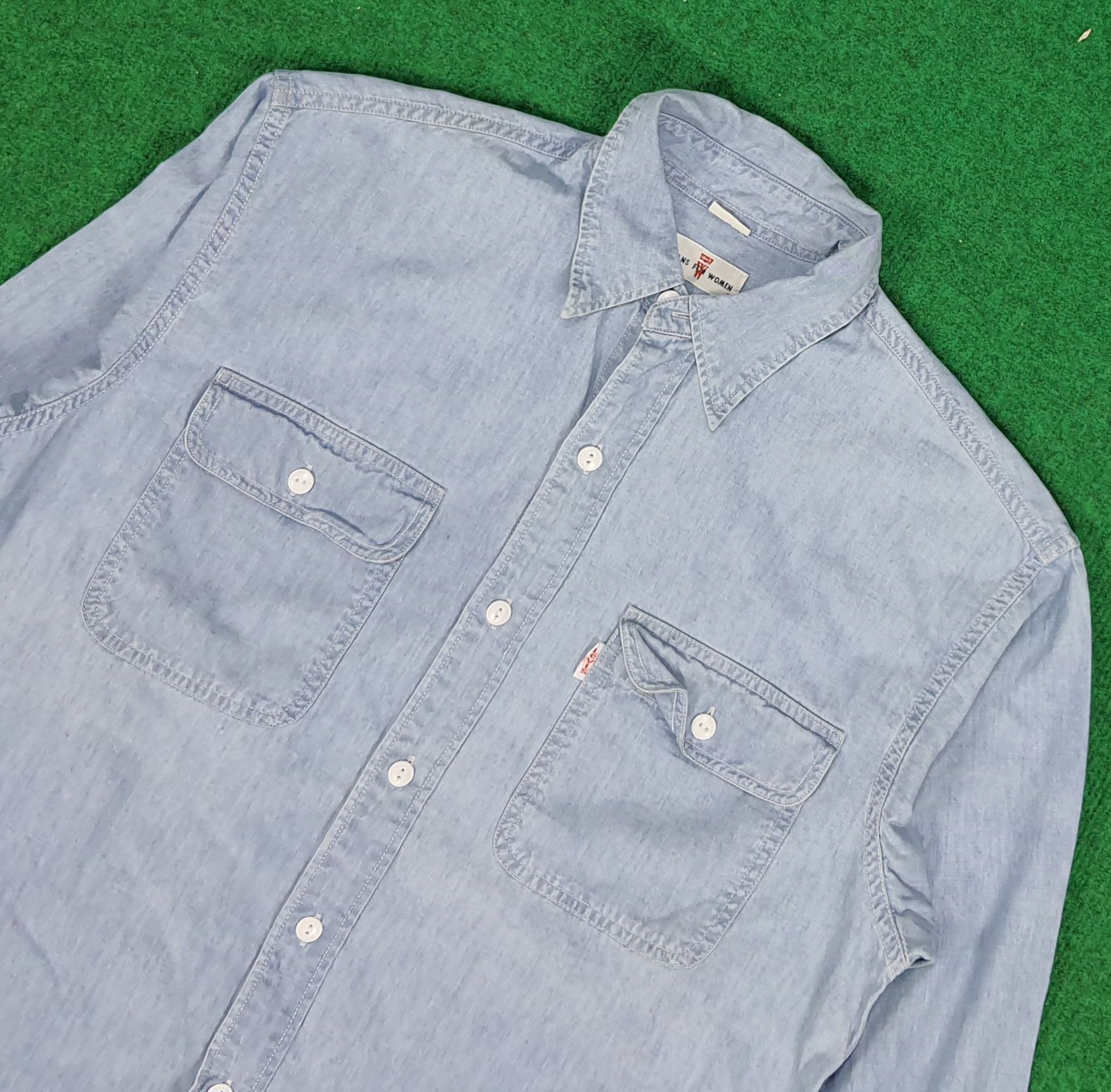 Levi's × Vintage Vintage Levi's Jeans for Women Long Sleeve Shirt Size M / US 6-8 / IT 42-44 - 2 Thumbnail