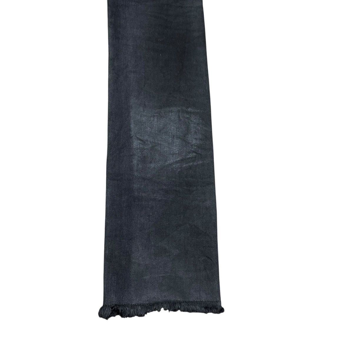 Japanese Brand SAMPLE Mr Completely Coated Jeans Distressed Size US 32 / EU 48 - 16 Thumbnail