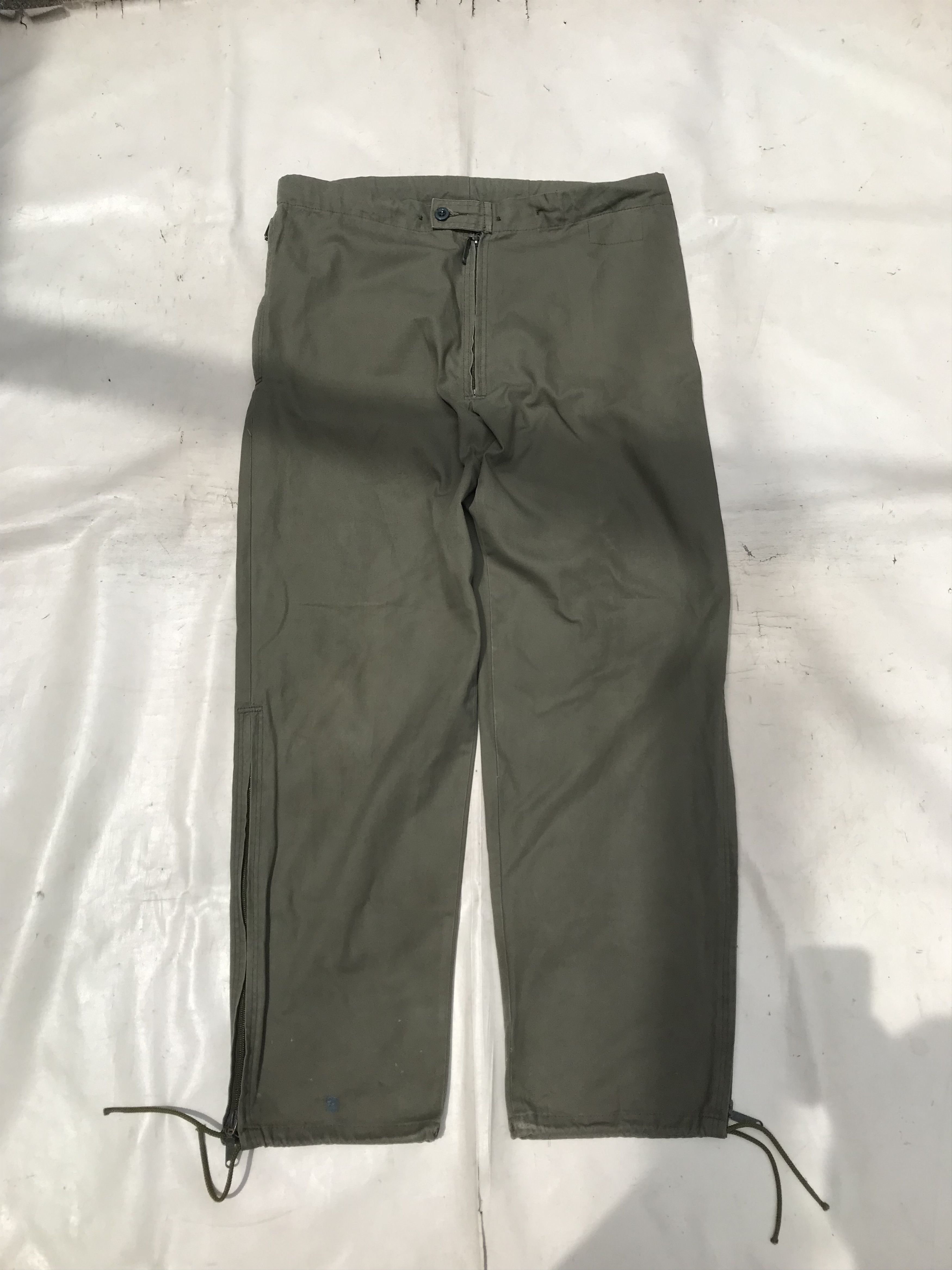 Aeronautica Militare Vintage Germany Military trouser pants Green army military Size US 36 / EU 52 - 2 Thumbnail