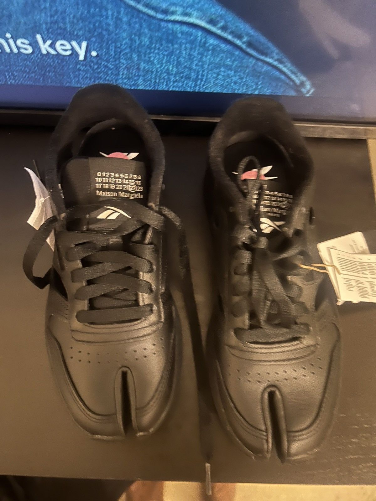 Maison Margiela × Reebok Maison Margiela X Reebok Tabi Cut-Out Sneakers Size US 5 / EU 37 - 1 Thumbnail