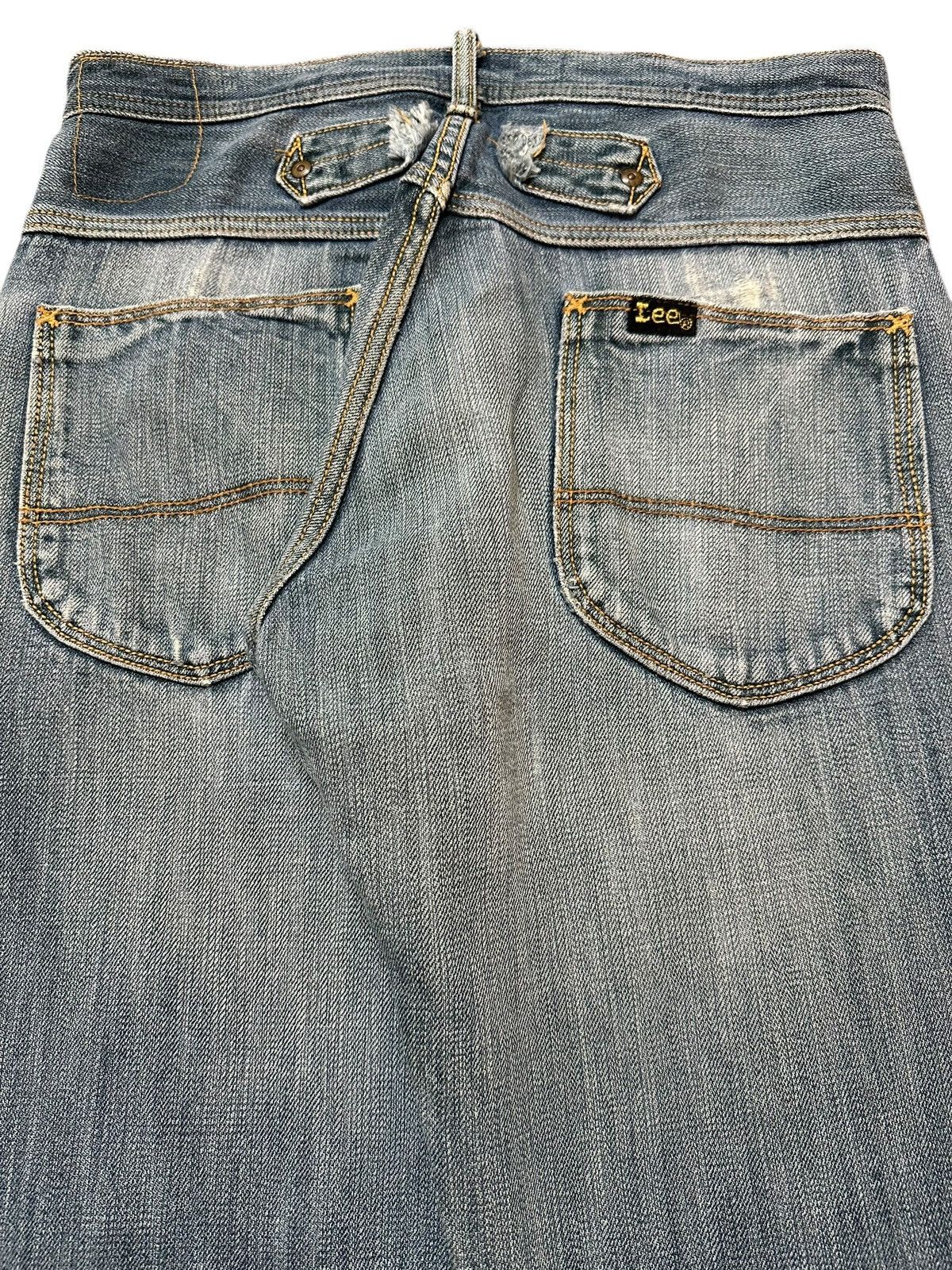 Lee Vintage Lee Buckle Style Faded Wash Distressed Baggy Jeans Size US 30 / EU 46 - 6 Thumbnail
