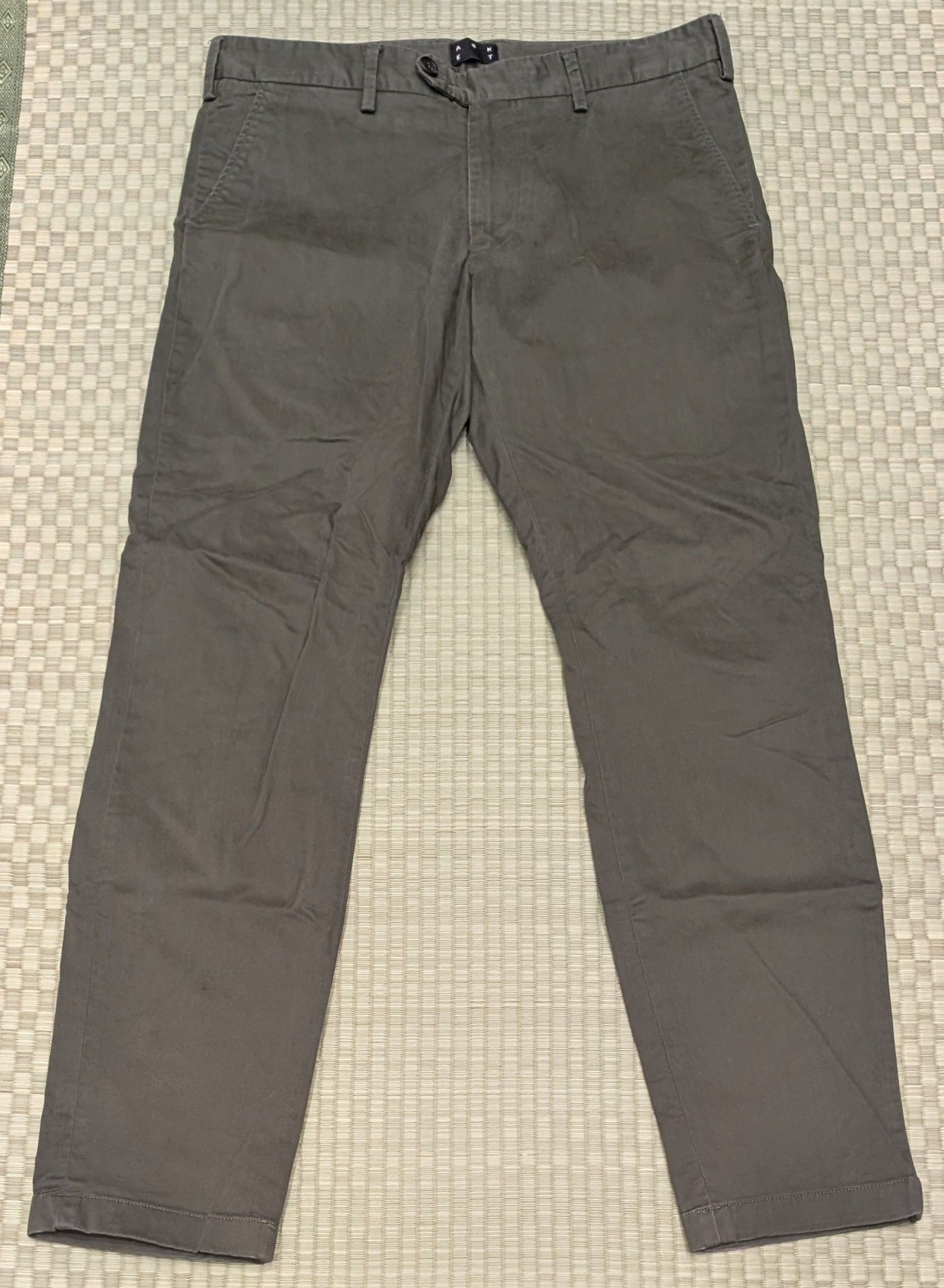 Asket The Regular Chino in Khaki Men's Size 32 x 30 Slim
