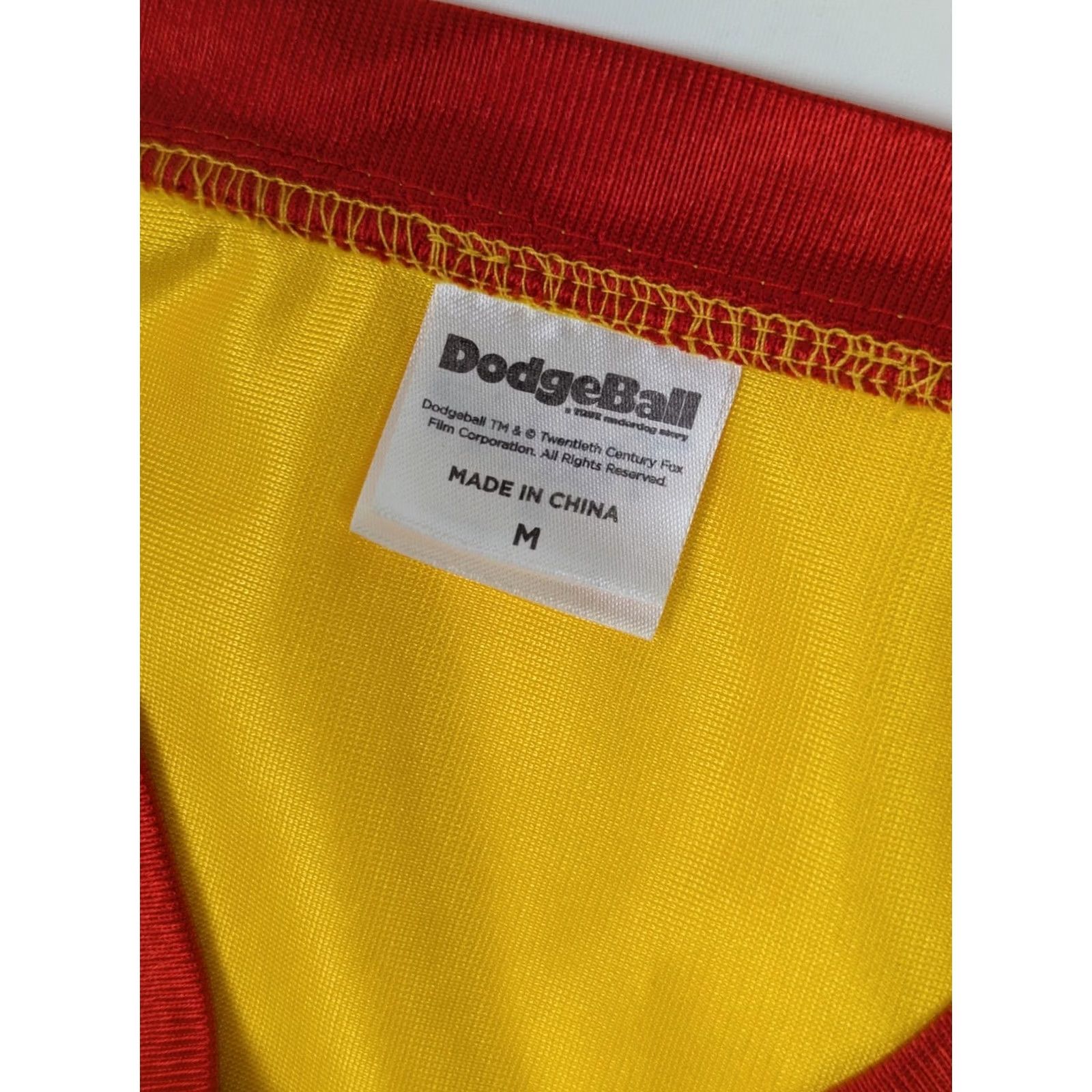 Vince Dodgeball Average Joe’s Jersey Size M Shirt Men Yellow Logo Cosplay Costume T-Shirt - Vintage? No (Regular) Size US M / EU 48-50 / 2 - 3 Thumbnail