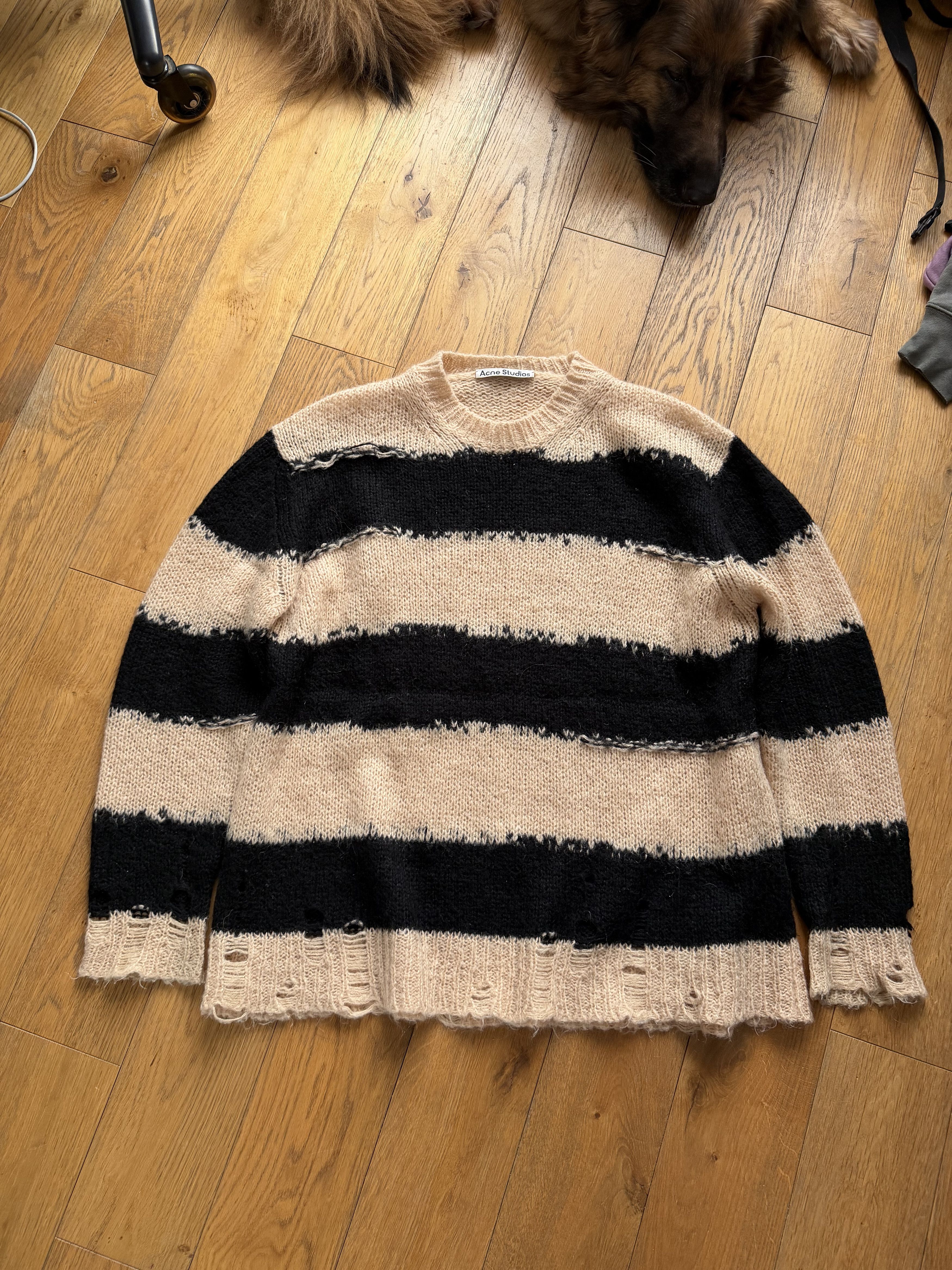 Acne Studios Acne Studios kurt cobain distressed mohair striped sweater Size US M / EU 48-50 / 2 - 2 Thumbnail