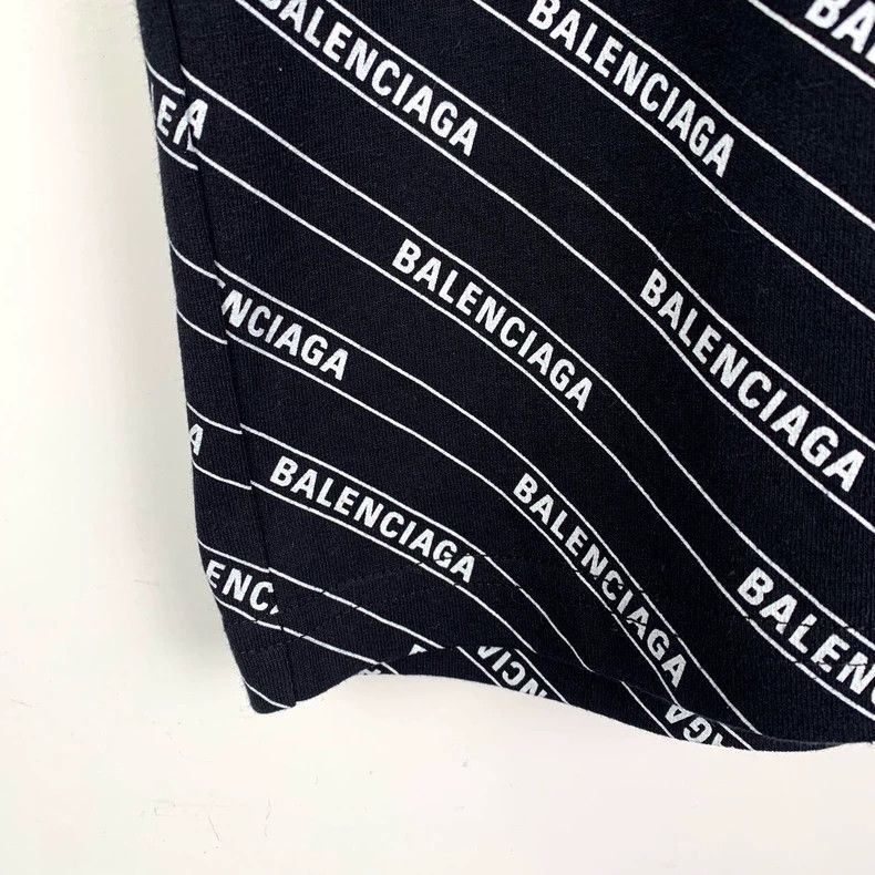 Balenciaga Balenciaga Full monogrammed logo crew neck black cotton sh Size XS / US 0-2 / IT 36-38 - 4 Thumbnail
