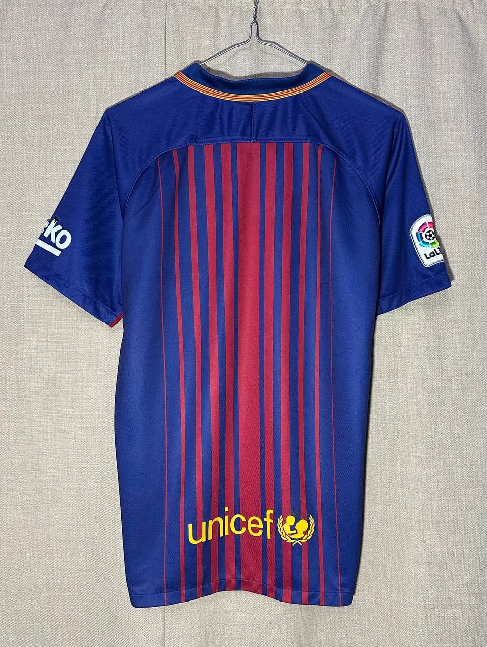 Nike Nike Barcelona Home 2017 - 2018 football shirt Soccer Jersey Size US M / EU 48-50 / 2 - 5 Thumbnail