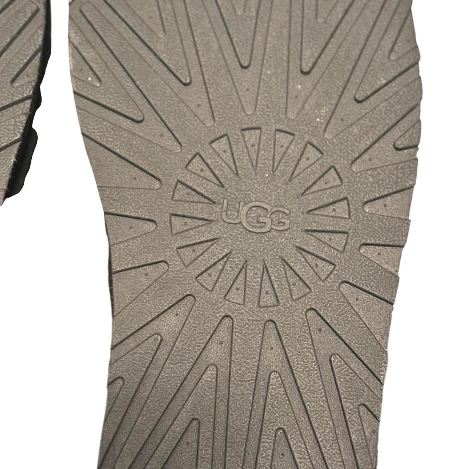 UGG Disquette slippers