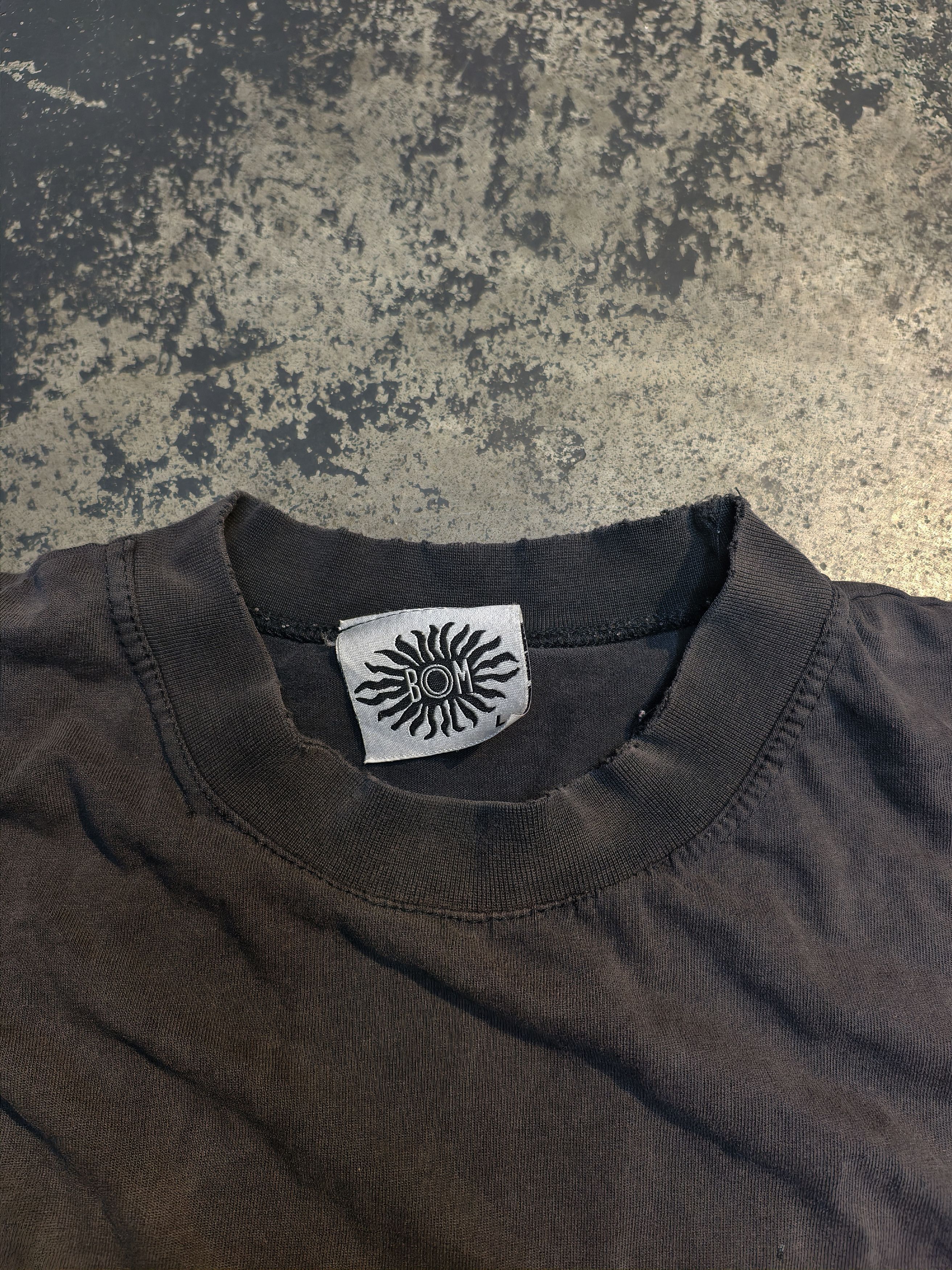 Band Tees Distressed Böhse Onkelz rock band Size US L / EU 52-54 / 3 - 12 Thumbnail