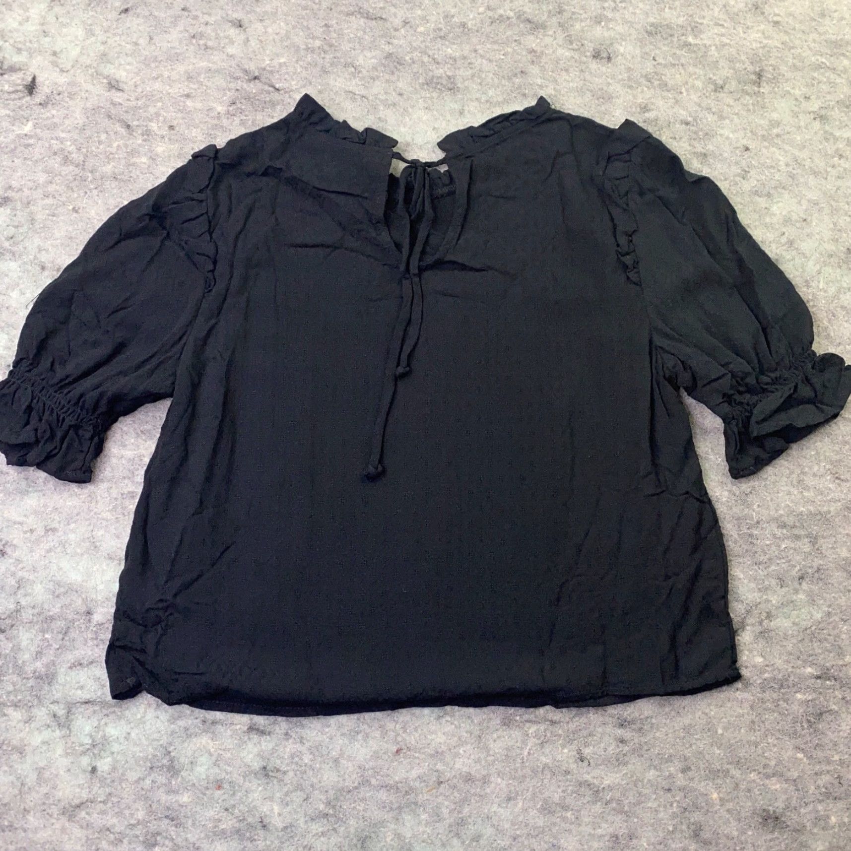 Vintage Wild Fable Shirt Adult Medium Black 3/4 Sleeve Ruffle Keyhole Neck Back Blouse Rayon Casual Womens Size M / US 6-8 / IT 42-44 - 6 Thumbnail