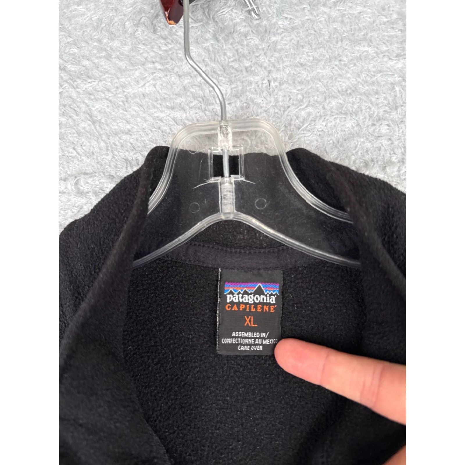 Patagonia Patagonia Sweater Adult XL Black 1/4 Zip Capilene Polyester Fleece Shirt Mens Regular Pullover Embroidered Logo 1/4 Zip Black Patagonia Size US XL / EU 56 / 4 - 7 Thumbnail