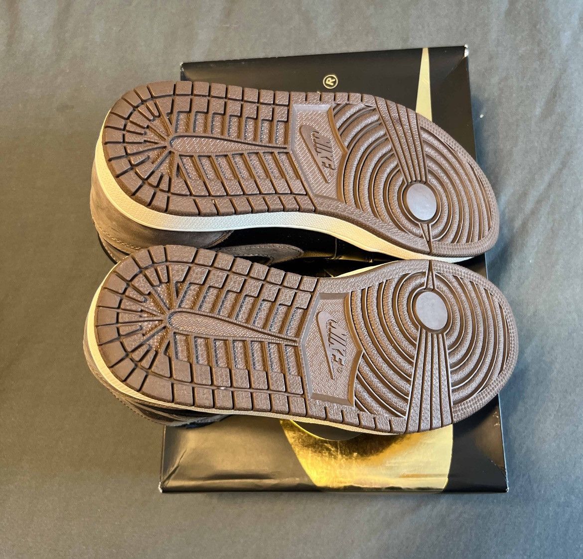 Jordan Brand × Nike Nike Air Jordan 1 Palomino Size 8.5 DZ5485 020 Size US 8.5 / EU 41-42 - 5 Thumbnail