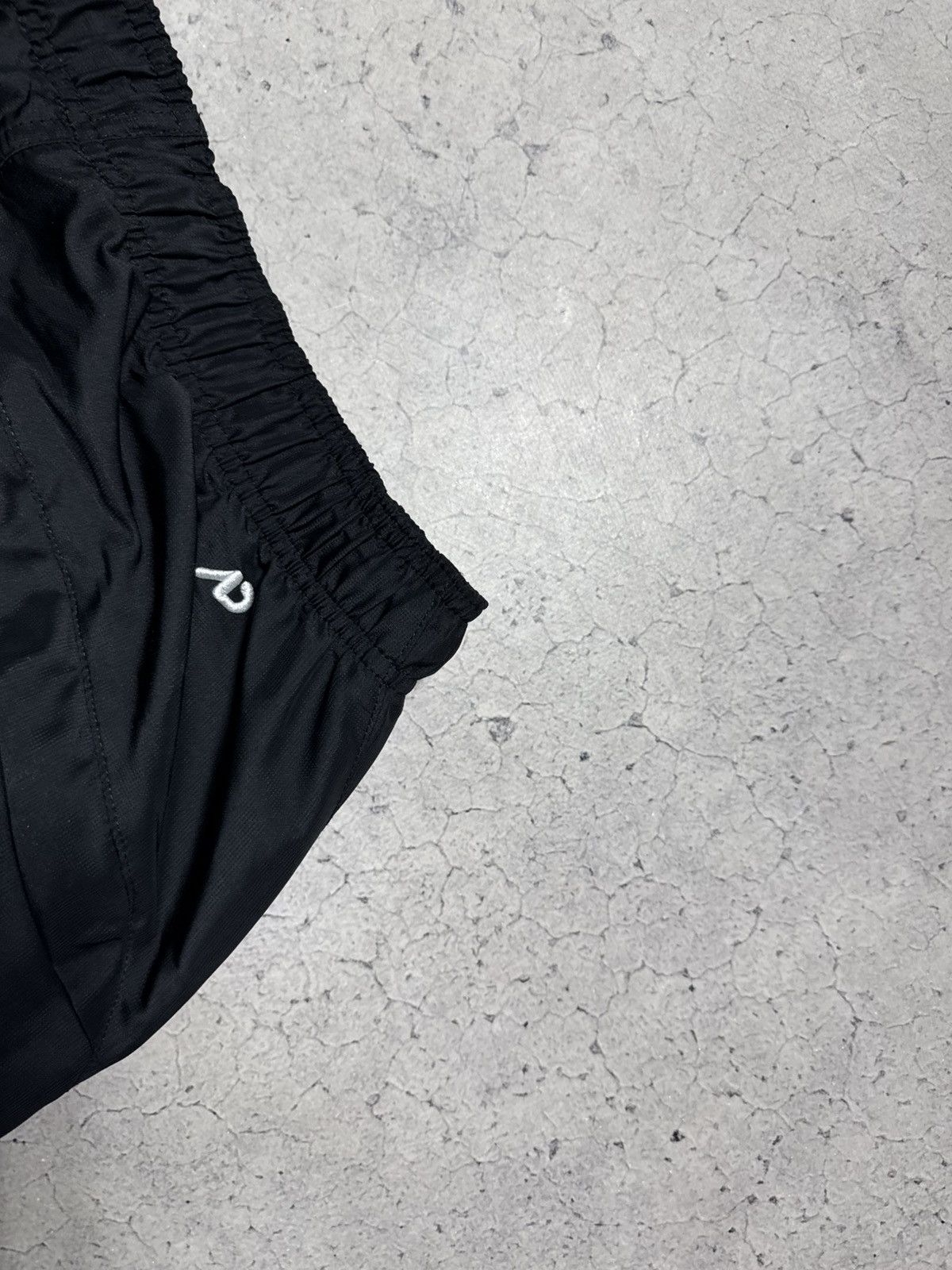Nike Nike Vintage Nylon Baggy Track Pants Black Swoosh Drill Size US 30 / EU 46 - 9 Thumbnail