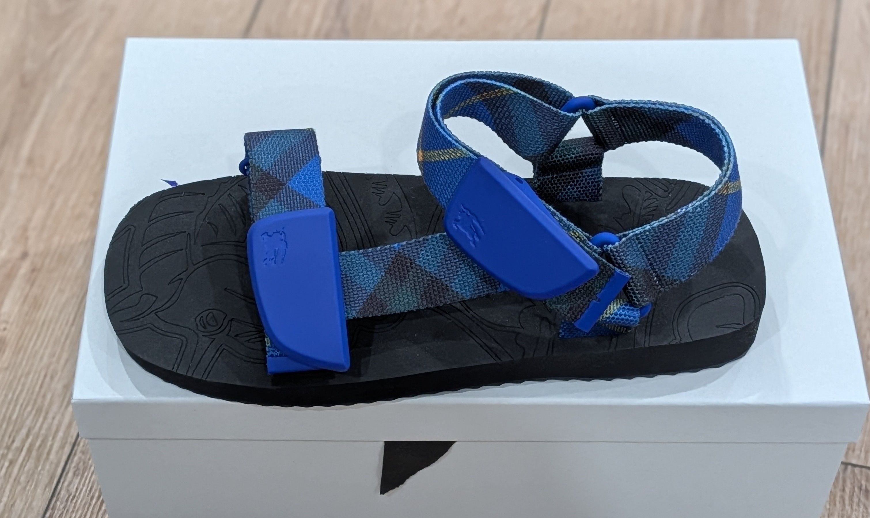 Burberry BURBERRY "Trek" Check Strap Sandals Blue/Black 42 US 9 Size US 9 / EU 42 - 6 Thumbnail