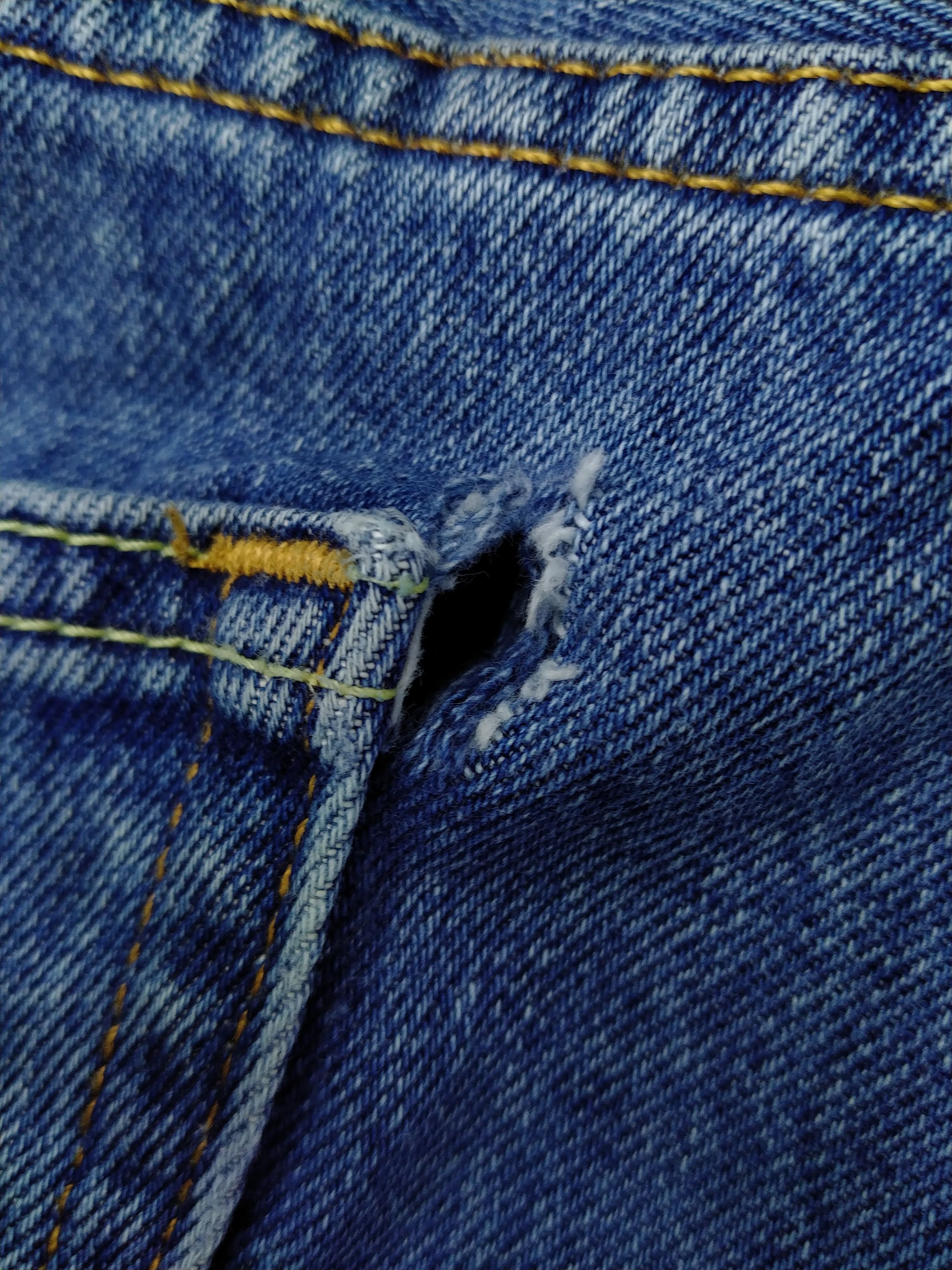 Levi's Vintage Levi's 550 41x29 Denim -JN324 Size US 41 - 13 Thumbnail