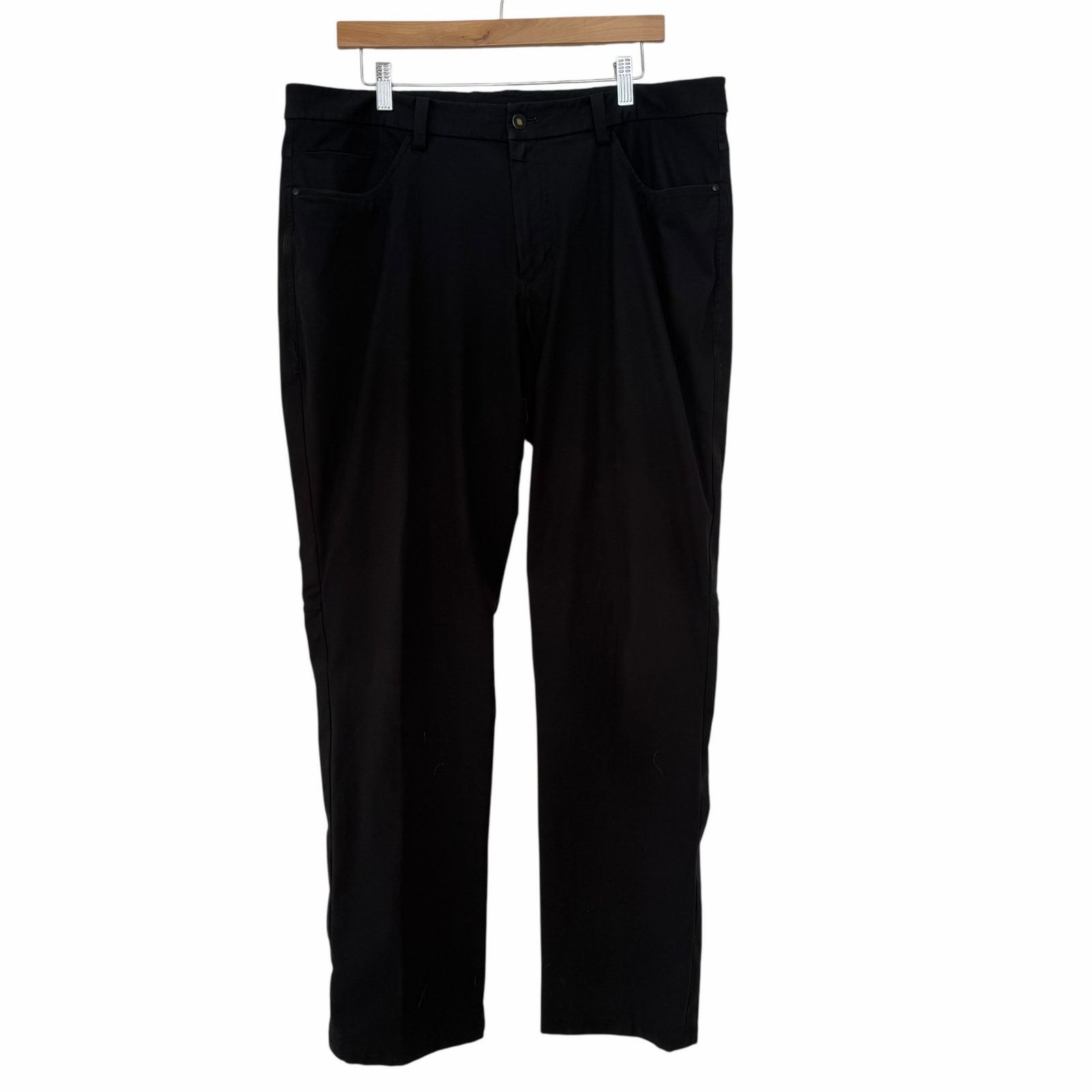 Lululemon Lululemon Black Flat Front Chino Pants Sz 38 Size US 38 / EU 54 - 1 Thumbnail