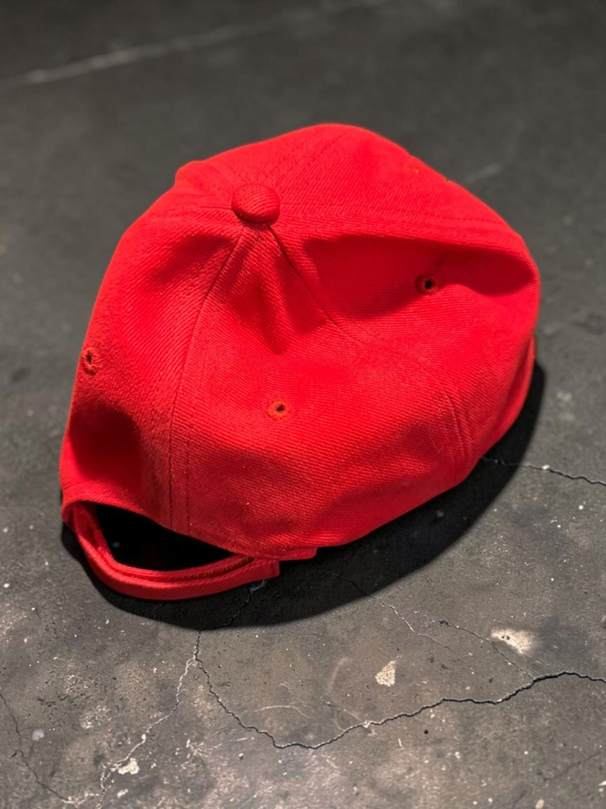 Other 2004 Vintage Movie Kill Bill Red Hat Size ONE SIZE - 2 Thumbnail