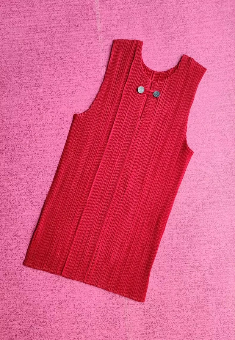 Issey Miyake Issey Miyake size:3 A Chinese red pleated vest with dragon Size M / US 6-8 / IT 42-44 - 3 Thumbnail