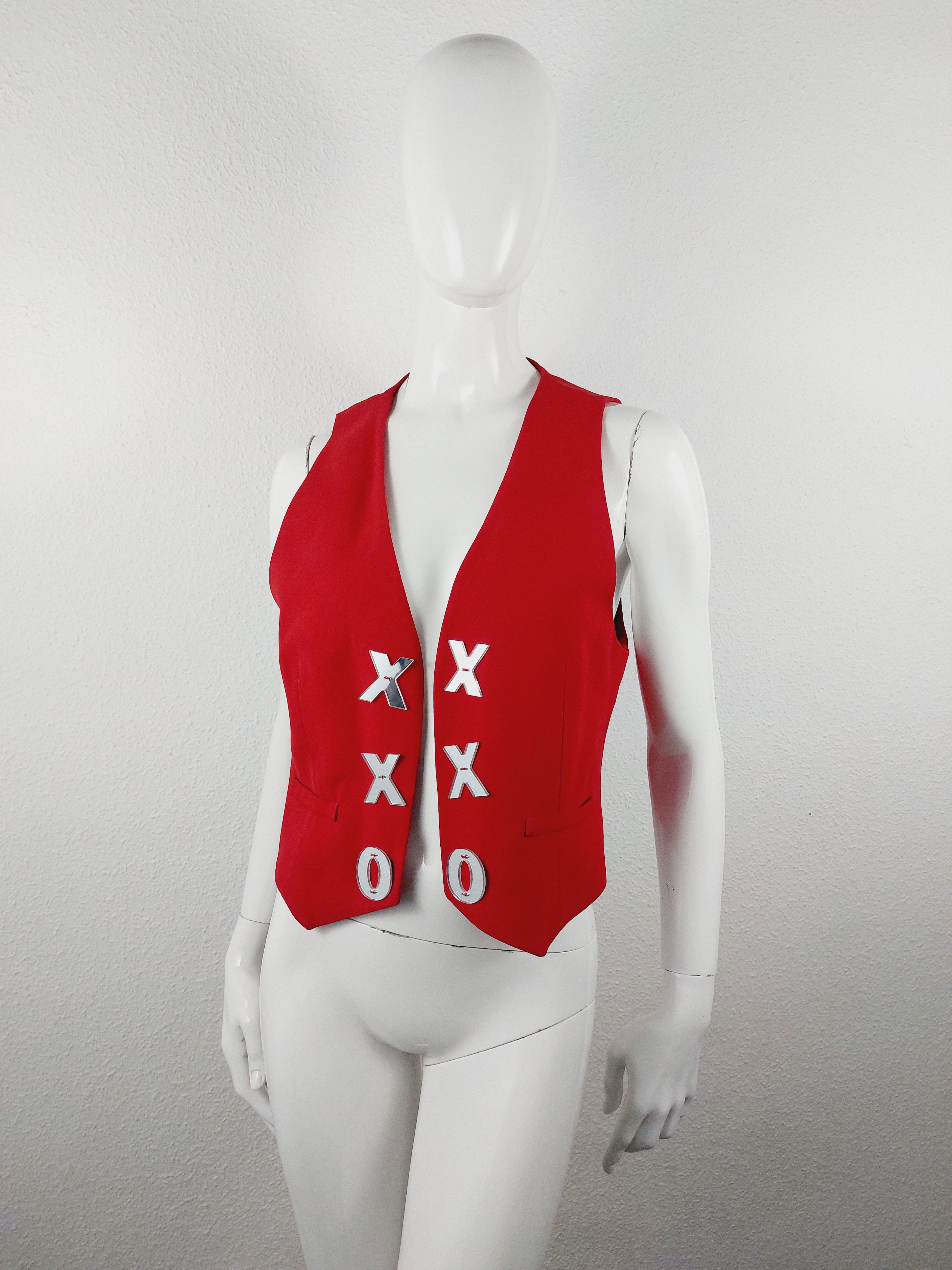 Moschino Moschino Cutout Heart XOXO xo Bella Hadid Vest Size M / US 6-8 / IT 42-44 - 7 Thumbnail