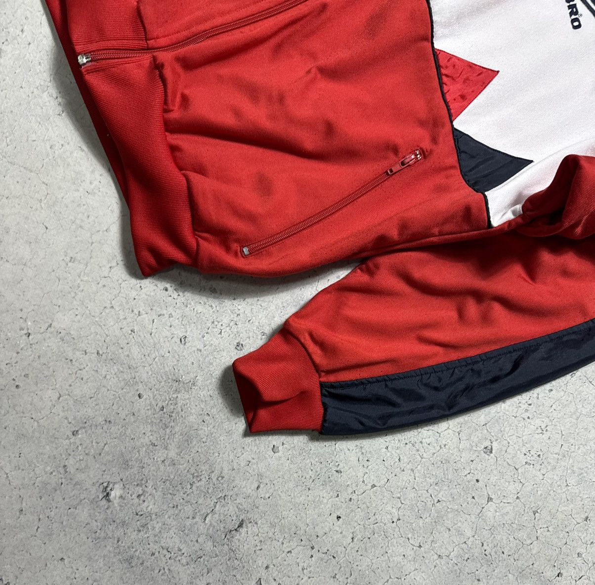 Umbro Umbro Vintage 90’s Full Zip Track Jacket Size M Size US M / EU 48-50 / 2 - 4 Thumbnail