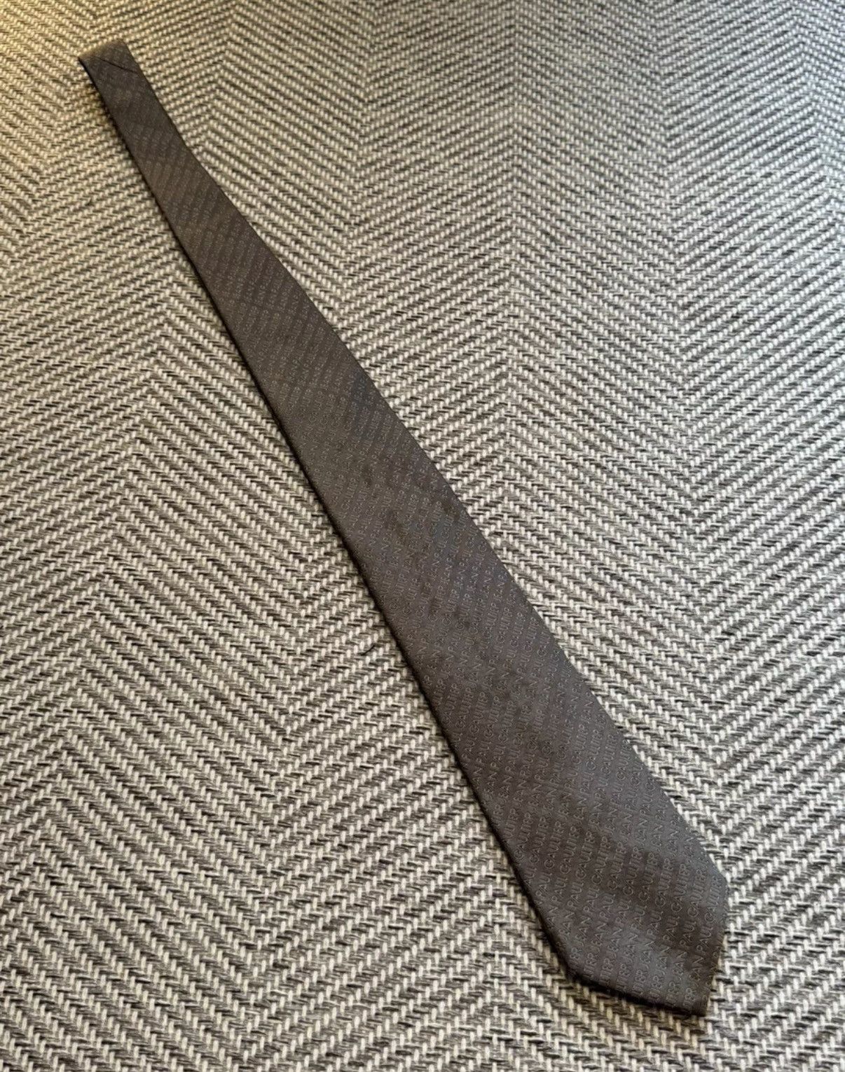 Jean Paul Gaultier Jean Paul Gaultier All-Over Print Premium Gray Tie K24 Size ONE SIZE - 2 Thumbnail