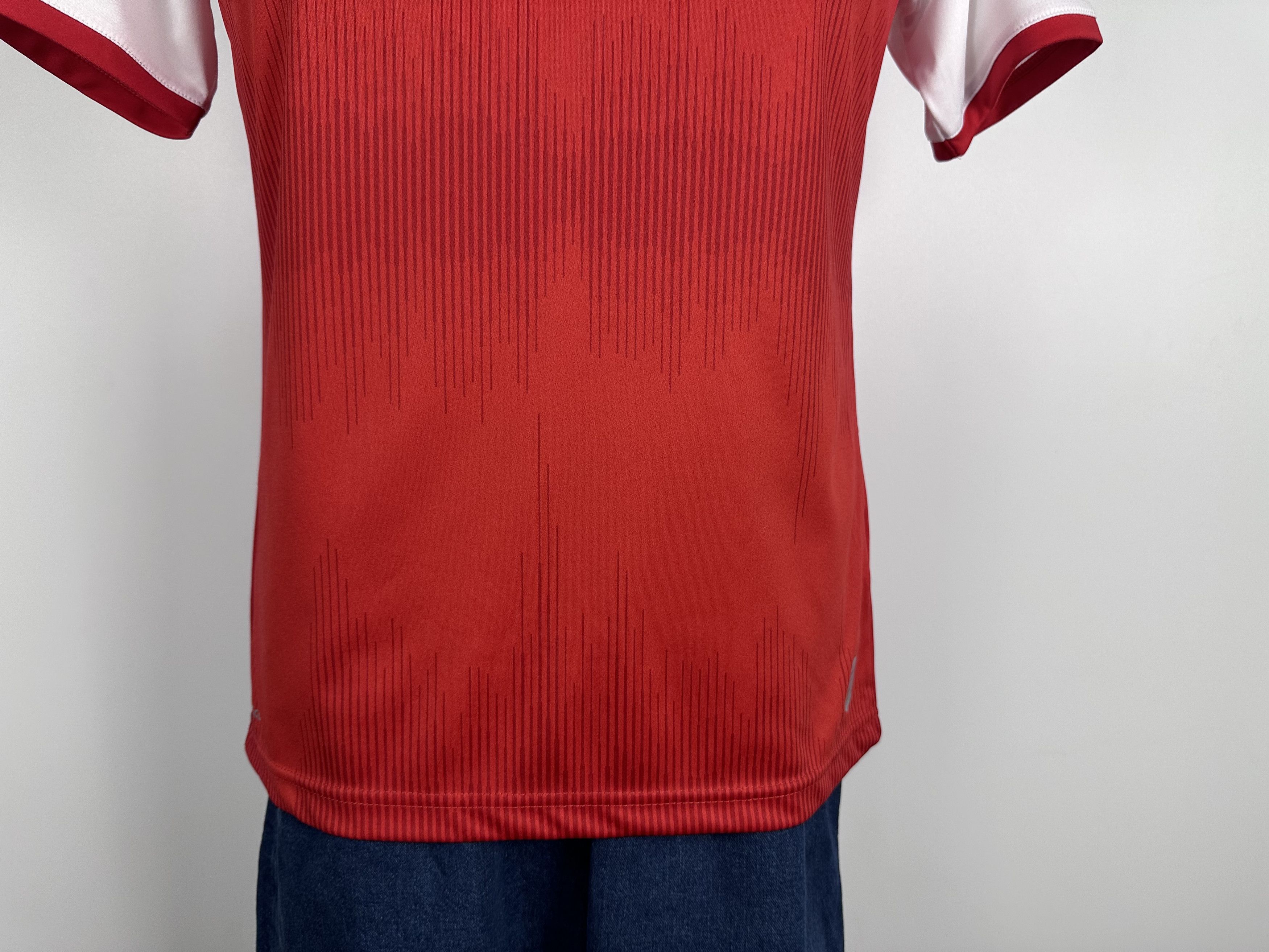 Hummel DENMARK 2021 2022 FOOTBALL SHIRT JERSEY #8 DELANEY HUMMEL Size US M / EU 48-50 / 2 - 8 Thumbnail