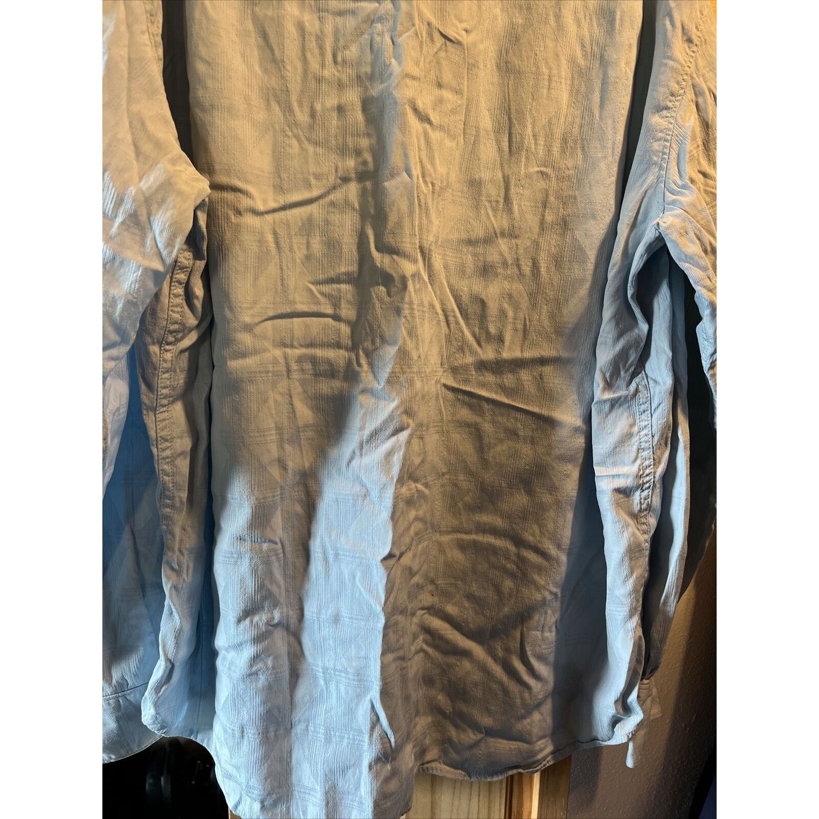 Tommy Bahama Tommy Bahama Men’s XL Light Blue LS Button Silk Blend Shirt Size US XL / EU 56 / 4 - 10 Thumbnail