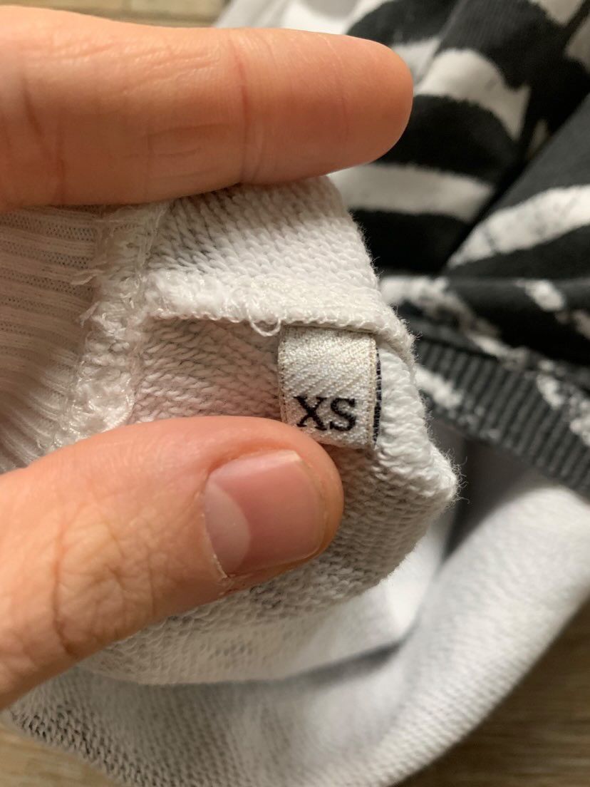 Diesel VTG BALENCIAGA STYLE DIESEL ZEBRA CROPPED SWEATER Size XS / US 0-2 / IT 36-38 - 8 Thumbnail