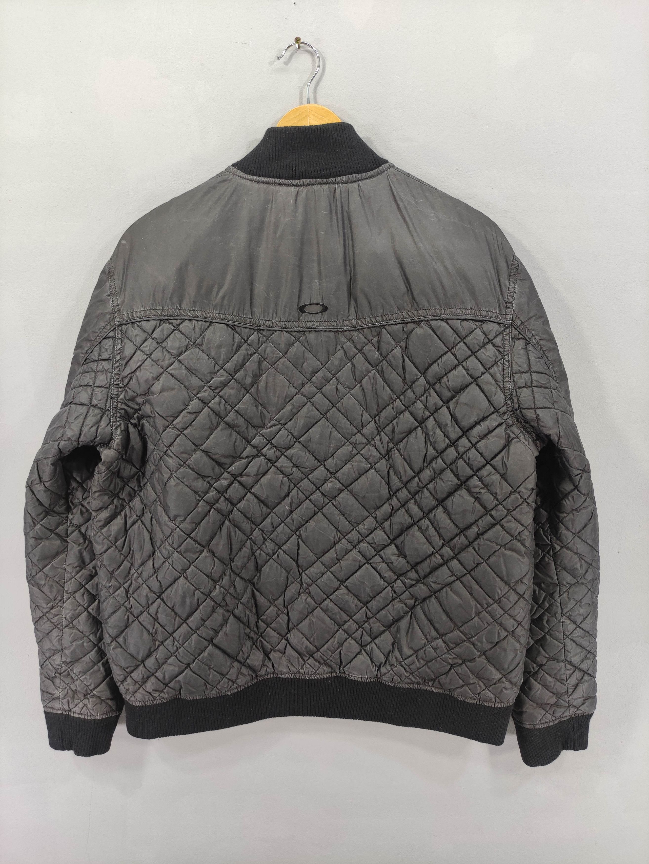 Oakley Vintage Oakley Quilted Puffer Jacket Zipper Size US XL / EU 56 / 4 - 20 Thumbnail
