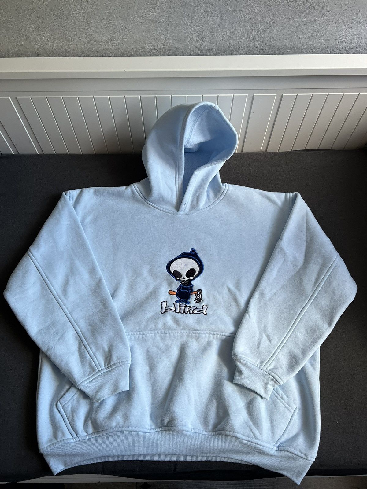 Blind best sale skateboards hoodie