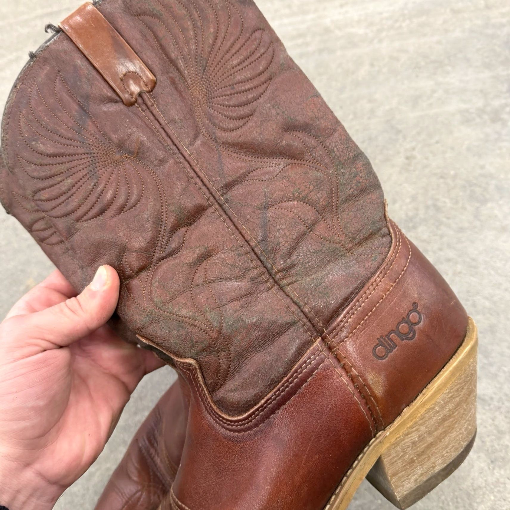 Vintage Dingo Acme 5905 Brown Leather Western Cowboy Boots 13" Size 10.5 B Distressed Vintage Men Boots Western Cowboy Leather Embroidered Logo Size US 11 / EU 44 - 6 Thumbnail