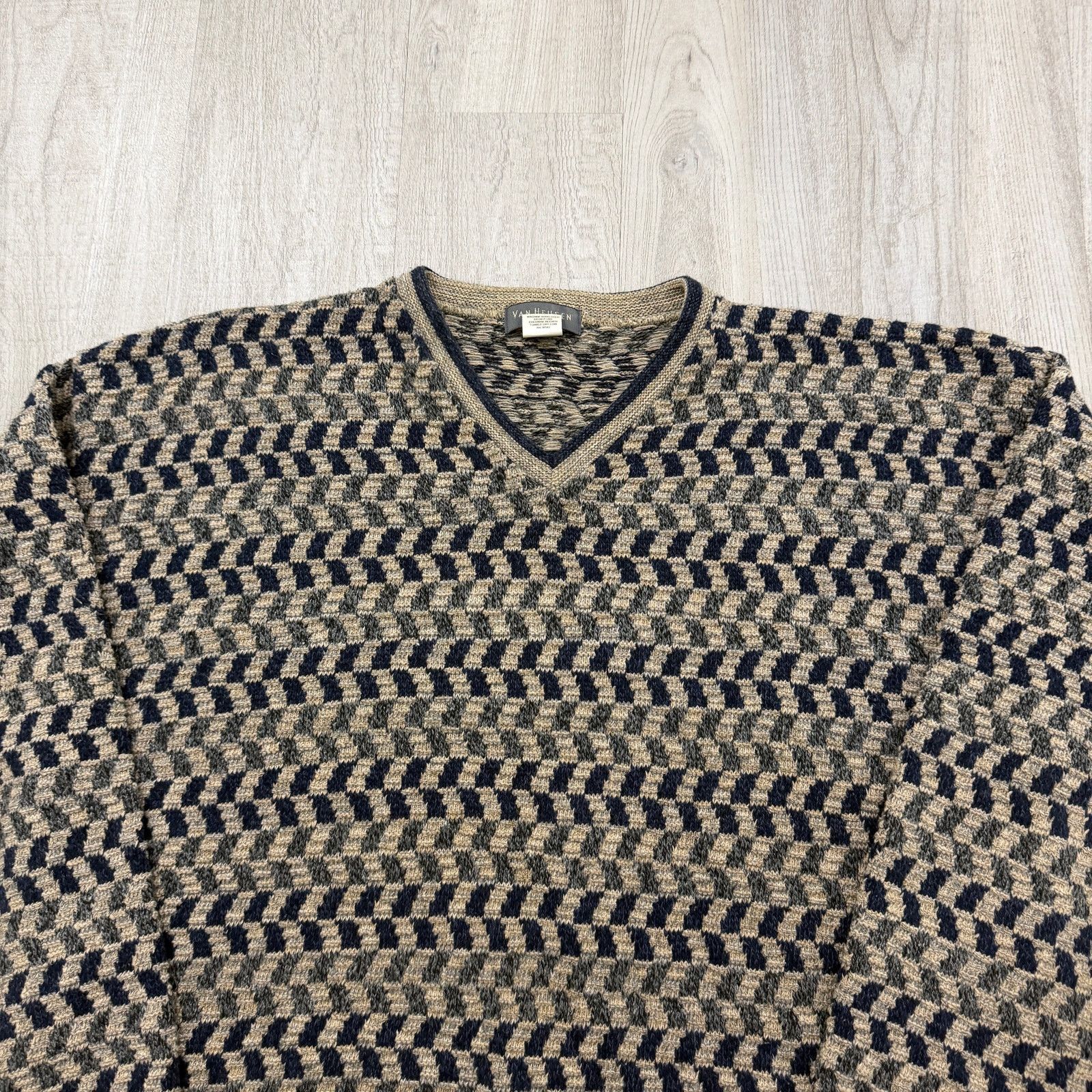 Vintage Vintage Van Heusen Sweater Men's Large Geometric Knit 90s Size US L / EU 52-54 / 3 - 2 Thumbnail
