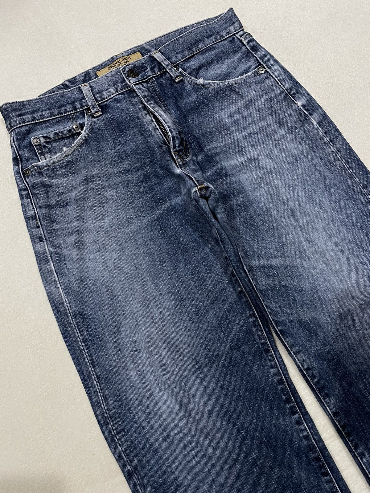 Uniqlo Vintage Uniqlo Straight Cut Distress Ripped Faded Denim Jean Size US 32 / EU 48 - 6 Thumbnail