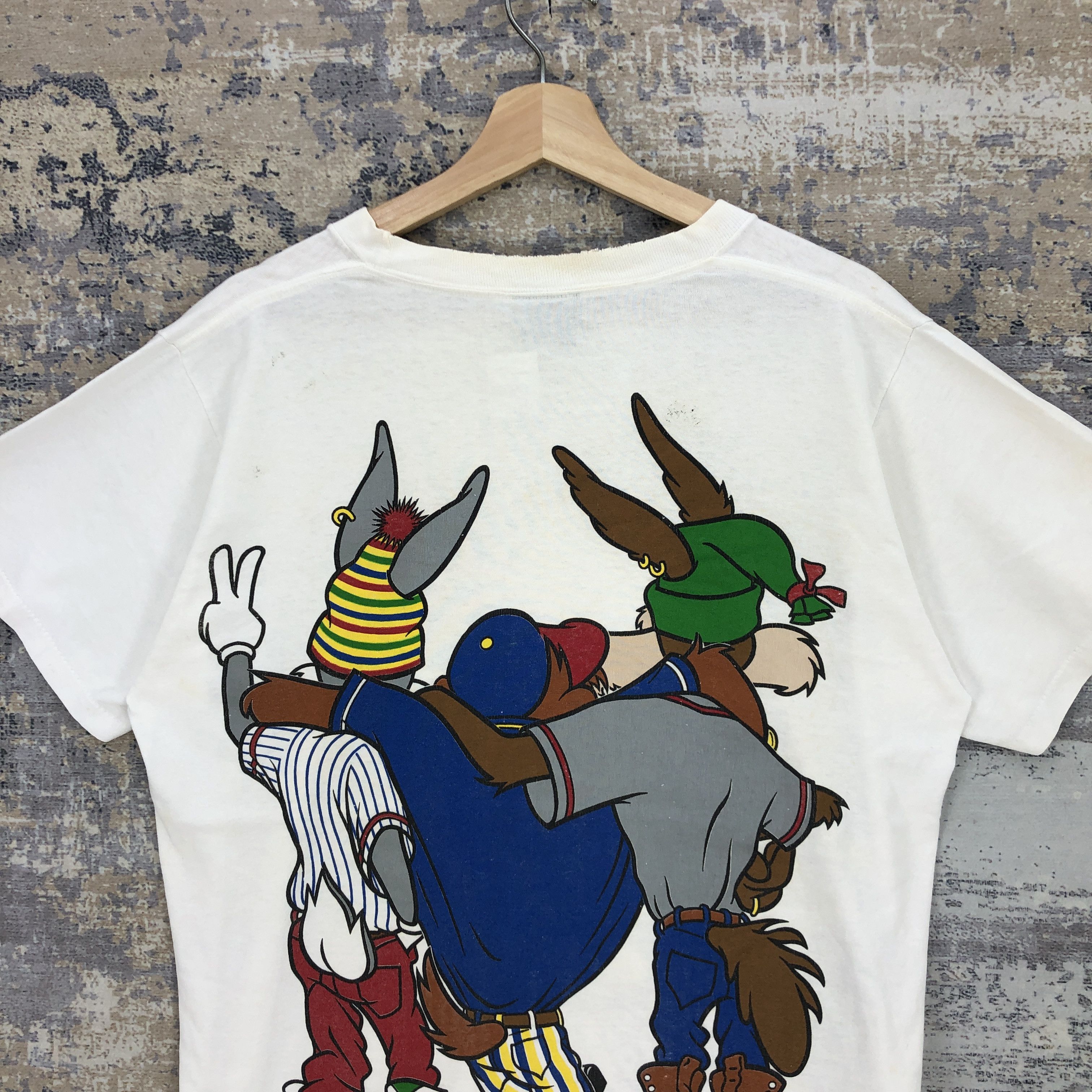 Vintage × Warner Bros Vintage Warner Bros T Shirt Cartoon Bug Bunny Tazmania Tees Size US L / EU 52-54 / 3 - 4 Thumbnail