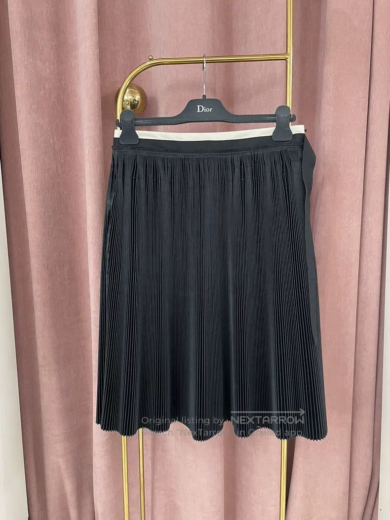 Jil Sander Jil Sander size 34 Black Pleated Skirt Size 24" / US 00 / IT 34 - 1 Thumbnail