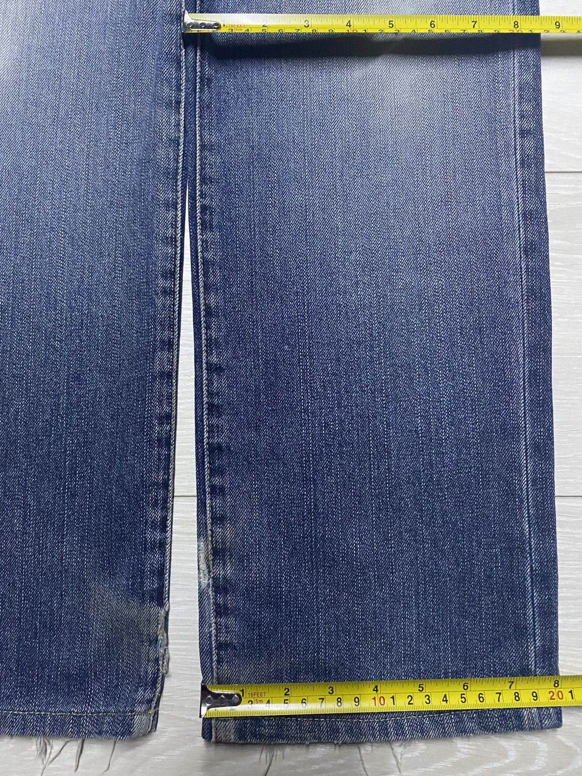 Burberry Vintage Burberry Blue Label Faded Wash Jeans Size US 32 / EU 48 - 14 Thumbnail