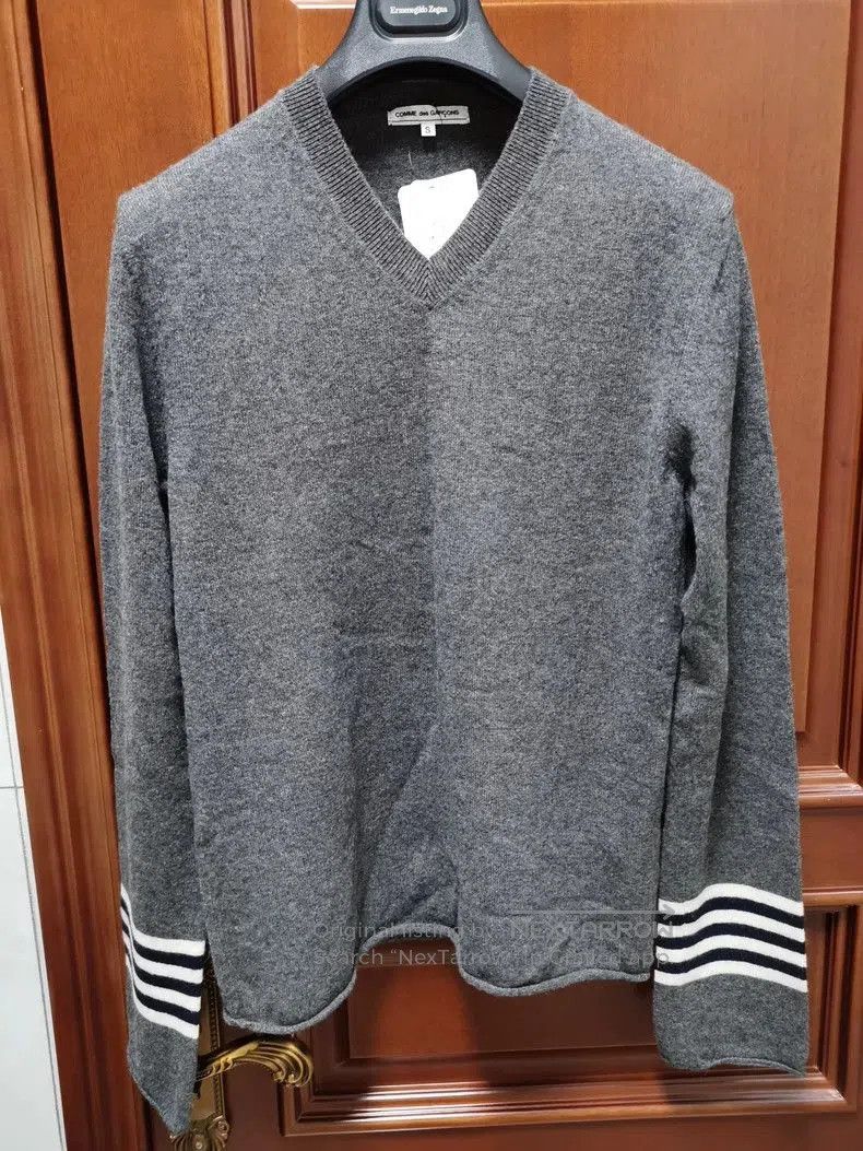 Comme Des Garcons Men's Wool Sweater.