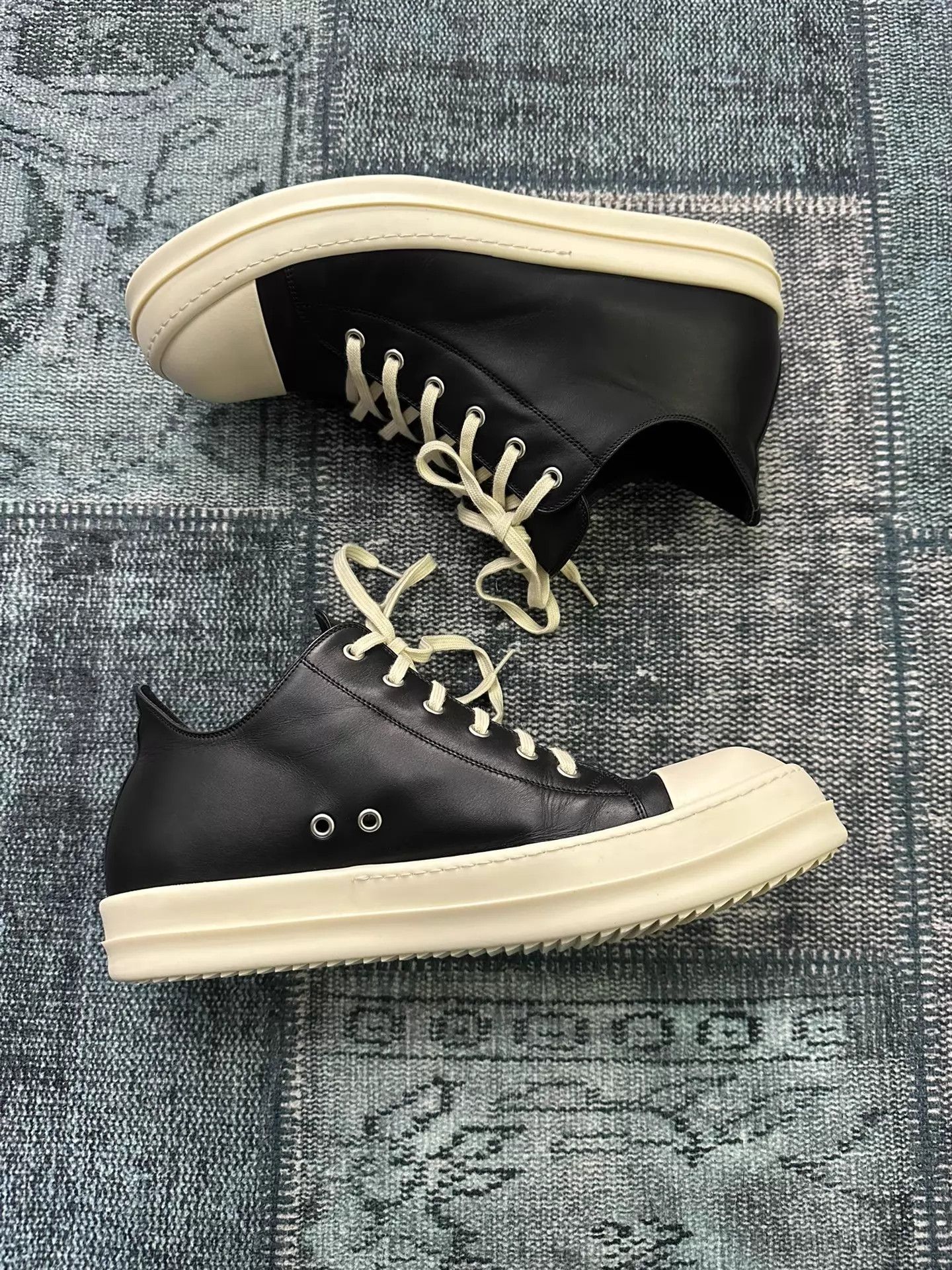 Rick Owens Rick Owens Mainline Low Top Sheepskin 45 (44) Worn 2x Size US 11 / EU 44 - 2 Thumbnail