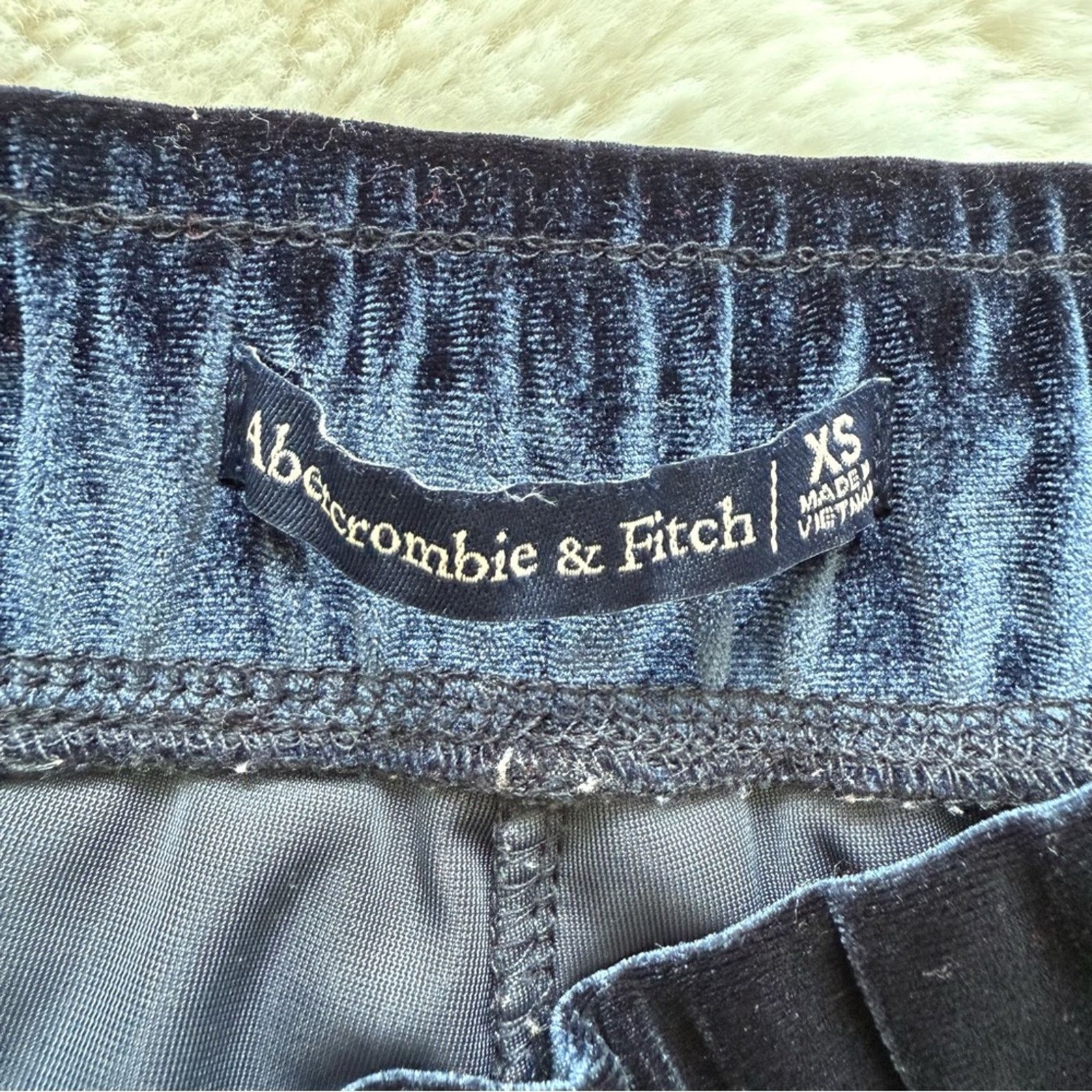 Abercrombie & Fitch Abercrombie&Fitch women blue velvet pants size XS Size 24" / US 00 / IT 34 - 6 Thumbnail