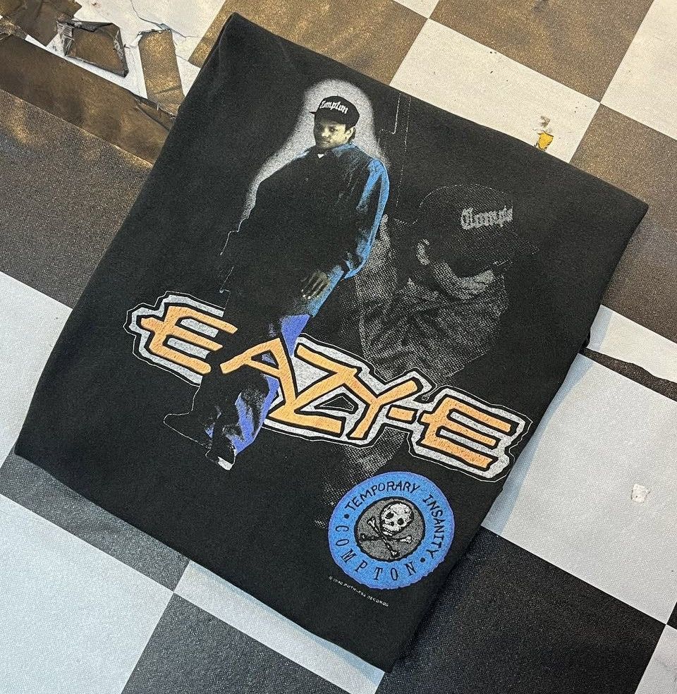 Vintage VERY RARE VINTAGE 1990 EASY E Size US XL / EU 56 / 4 - 7 Thumbnail