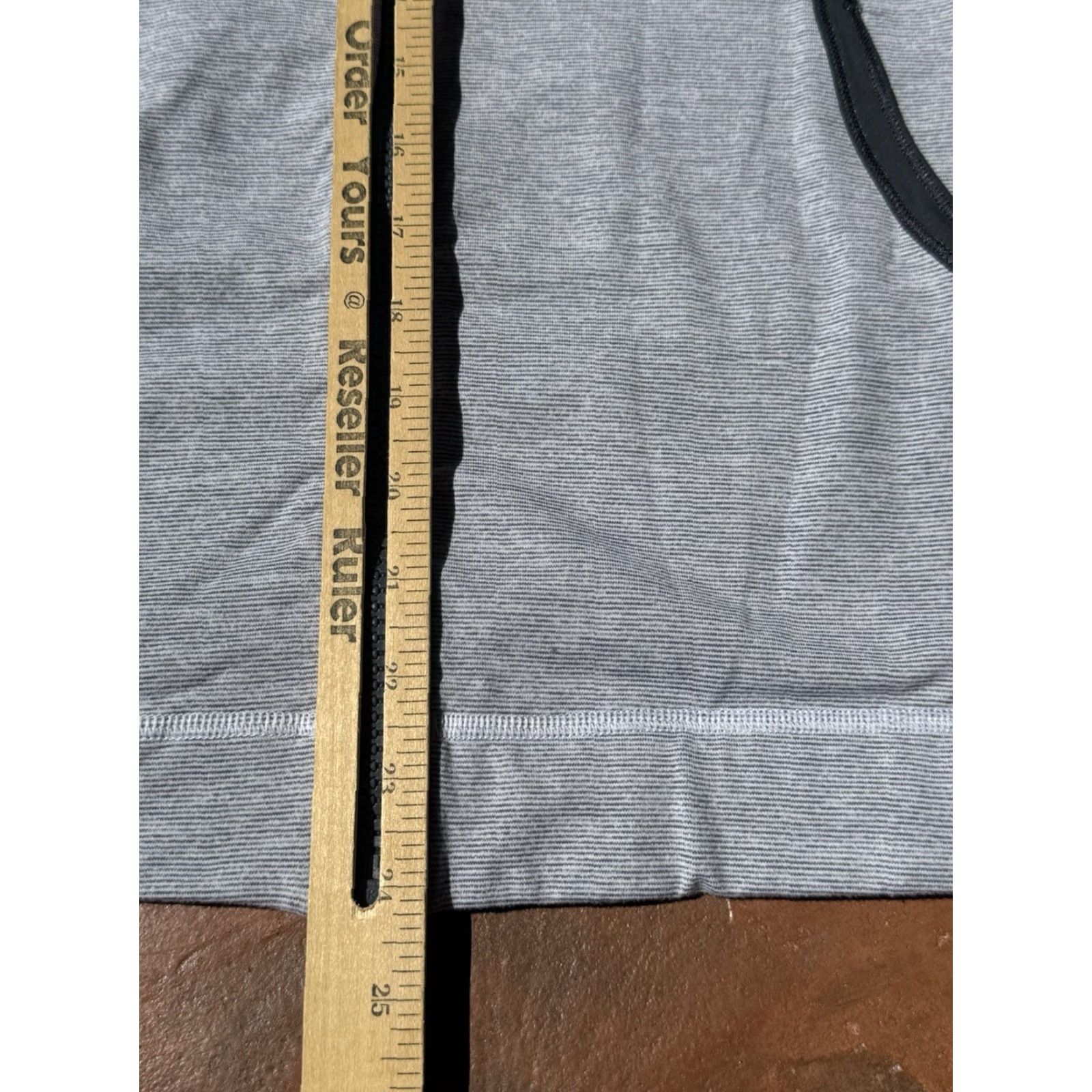 Lululemon Lululemon Mynah Define Jacket Women’s 8 Gray Full Zip Activewear Athletic Pockets Reflective Casual Summer Spring Fall Winter Size M / US 6-8 / IT 42-44 - 6 Thumbnail