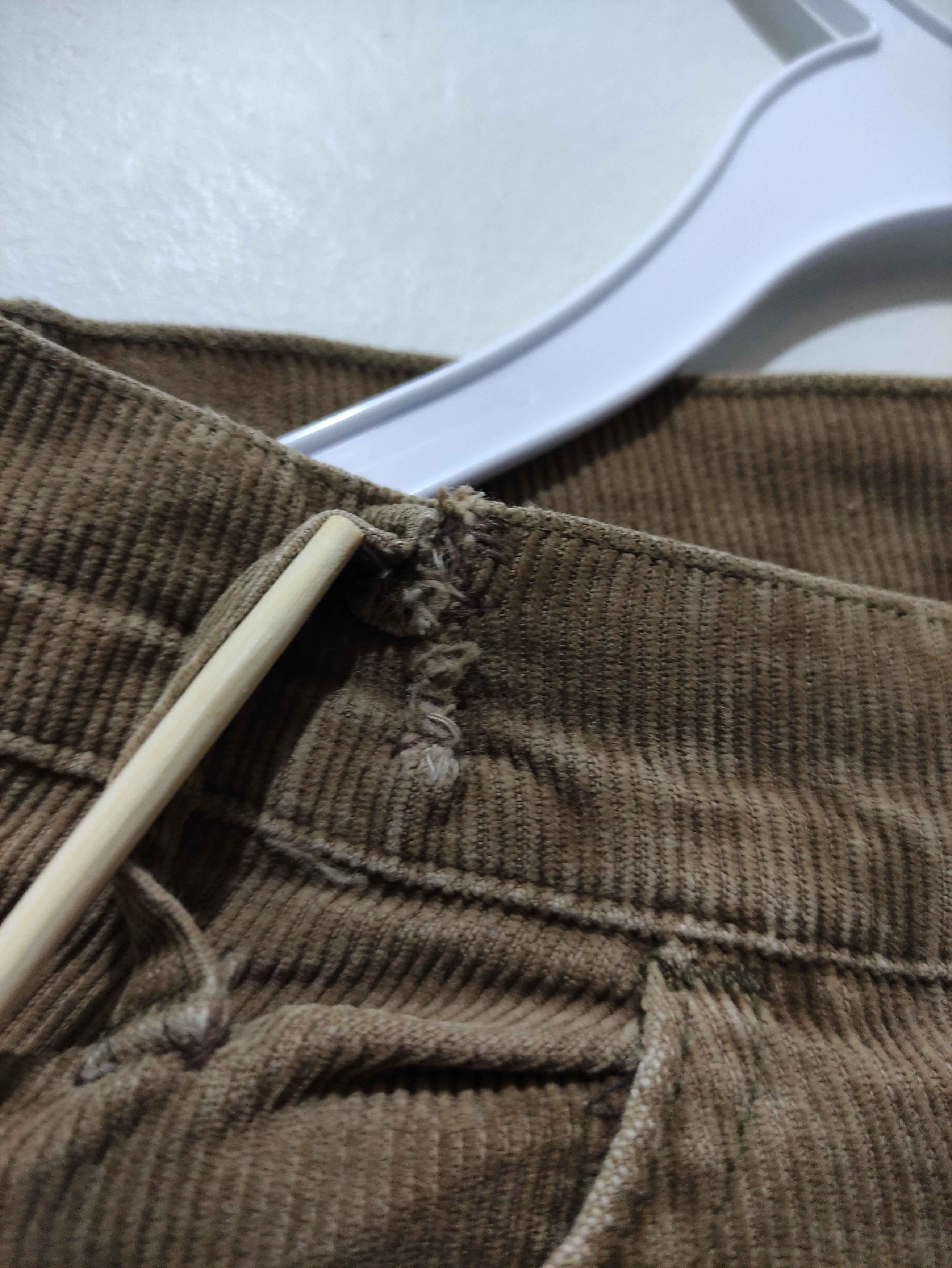 Levi's 70s Levi's 646 Corduroy Flare Pants Size US 29 - 16 Thumbnail