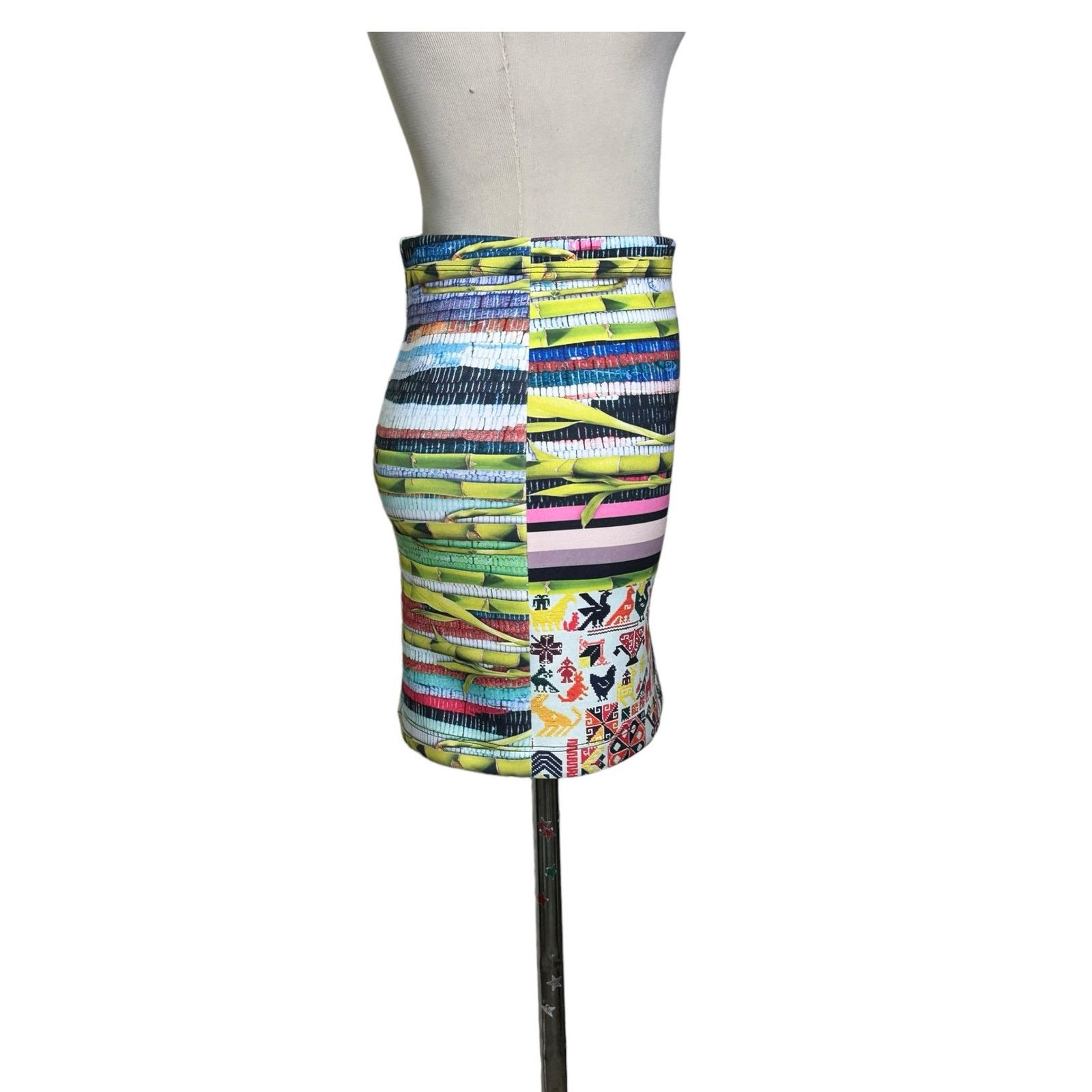 Clover Canyon CLOVER CANYON Surf Shack neoprene mini pencil skirt size XS Size 26" / US 2 / IT 38 - 15 Thumbnail