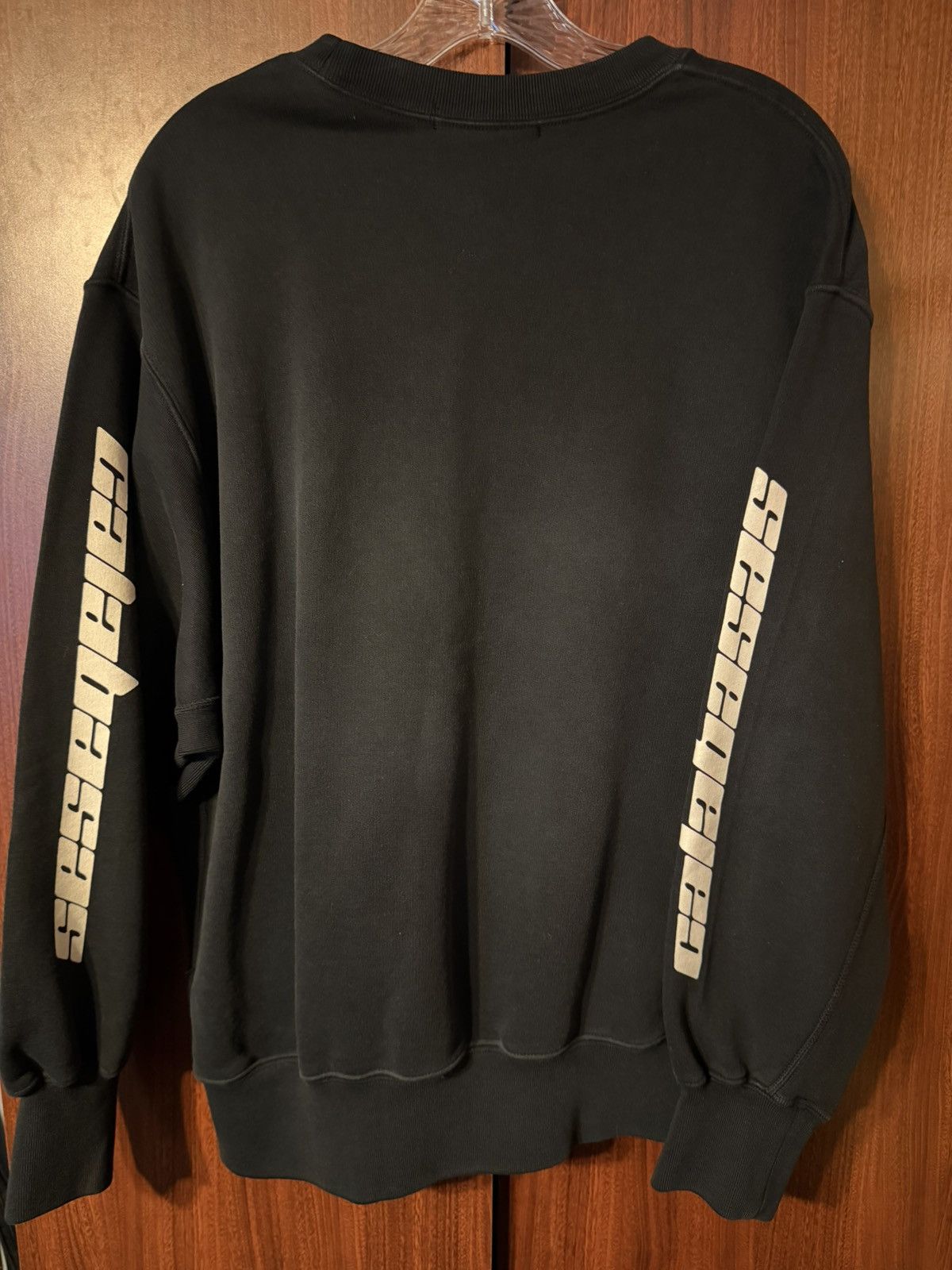 Yeezy Yeezy Season 4 Crewneck Sweatshirt Size US S / EU 44-46 / 1 - 3 Thumbnail