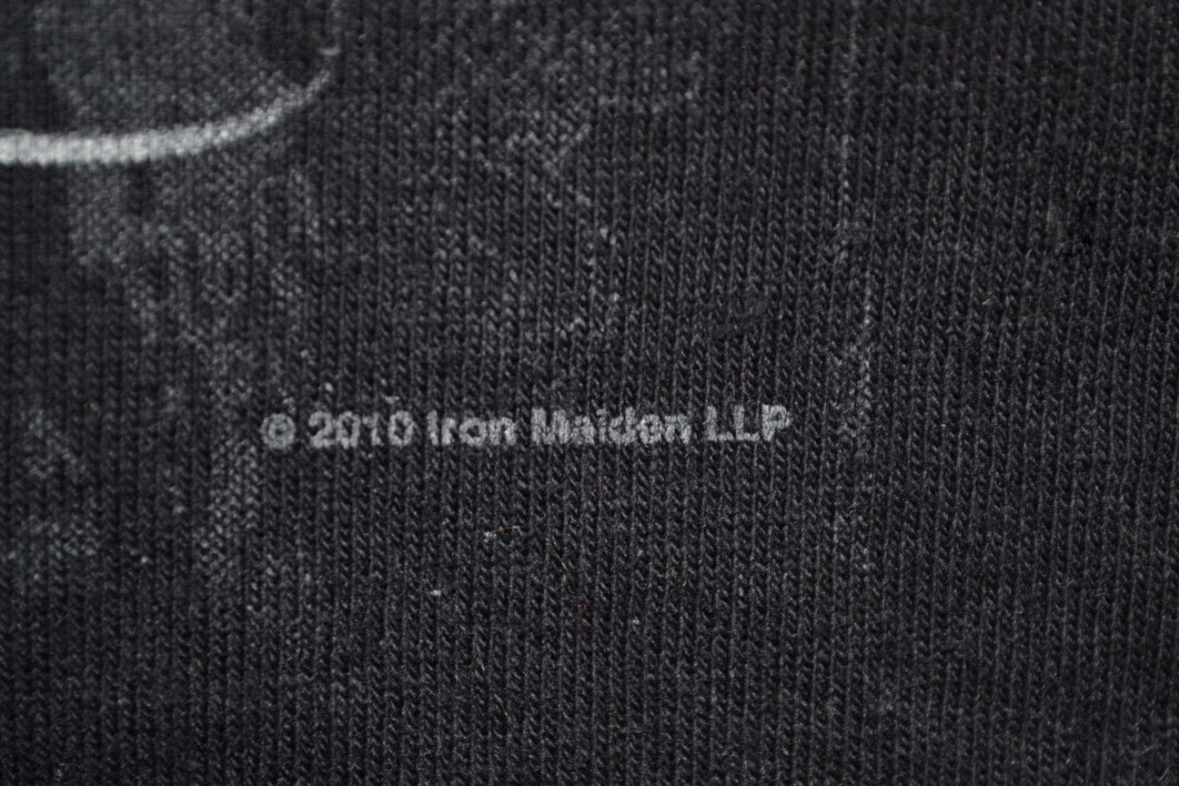 Band Tees × Iron Maiden × Vintage Vintage 2010 Iron Maiden Number Of The Beast Tee XL Size US XXL / EU 58 / 5 - 6 Thumbnail