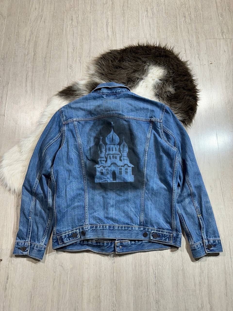 Levi's Vintage Levi’s Custom Denim Jacket Size US L / EU 52-54 / 3 - 7 Thumbnail