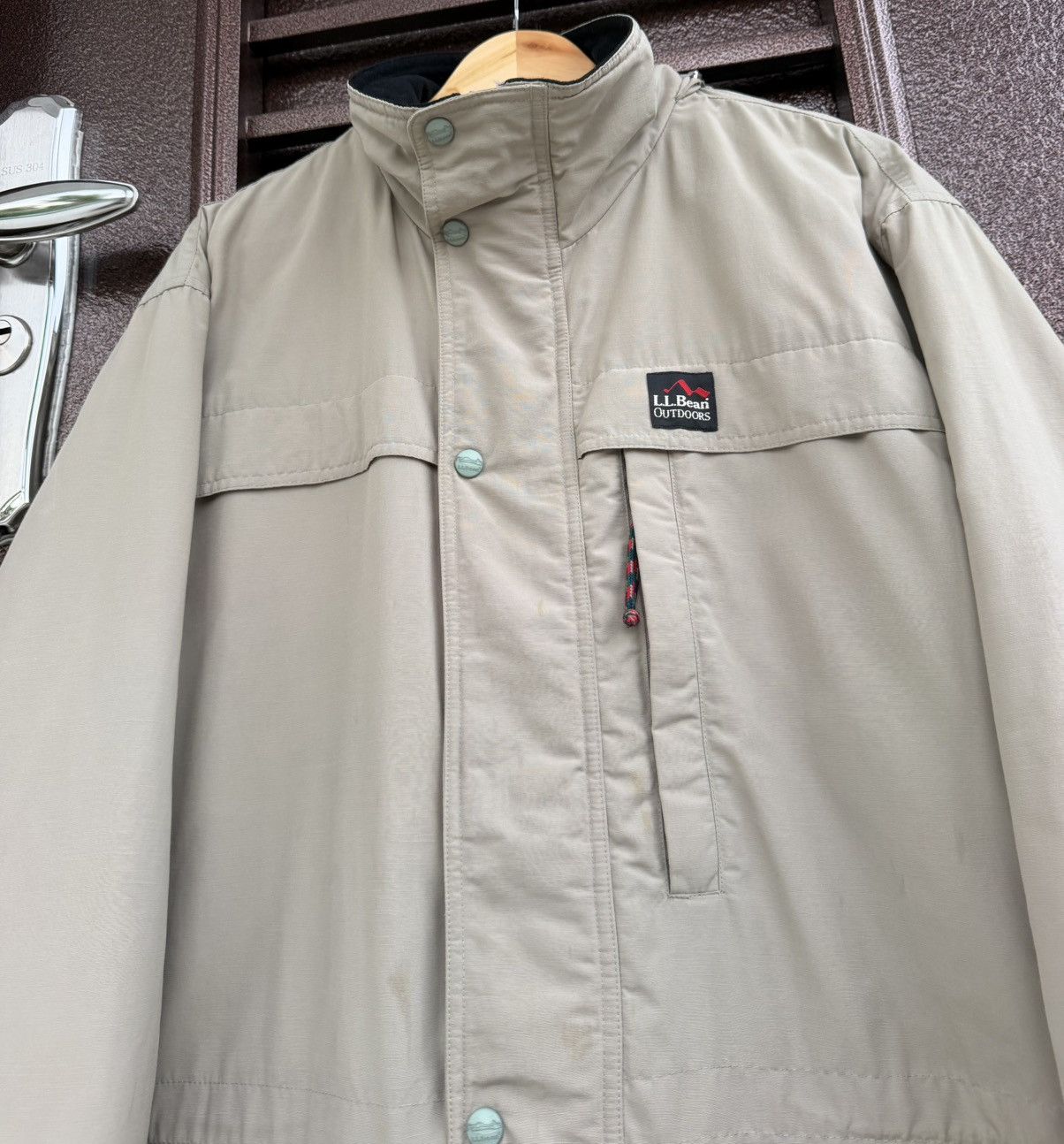 L.L. Bean L.L.Bean Outdoor Jacket Hooded Beige Gorpcore Minimalist Size US L / EU 52-54 / 3 - 6 Thumbnail