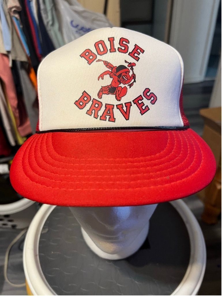 The Unbranded Brand Vintage Boise Braves Red White Trucker Hat One Size Size ONE SIZE - 1 Thumbnail