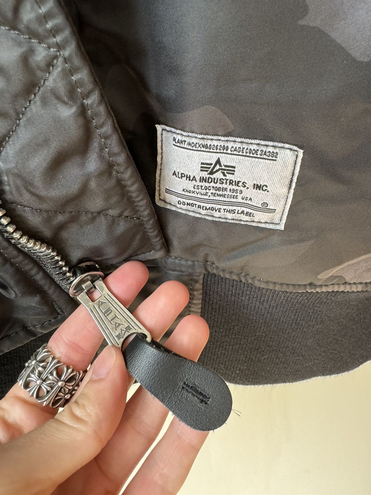 Alpha Industries Alpha Industries MA-1 Hooded bomber jacket Size US S / EU 44-46 / 1 - 7 Thumbnail