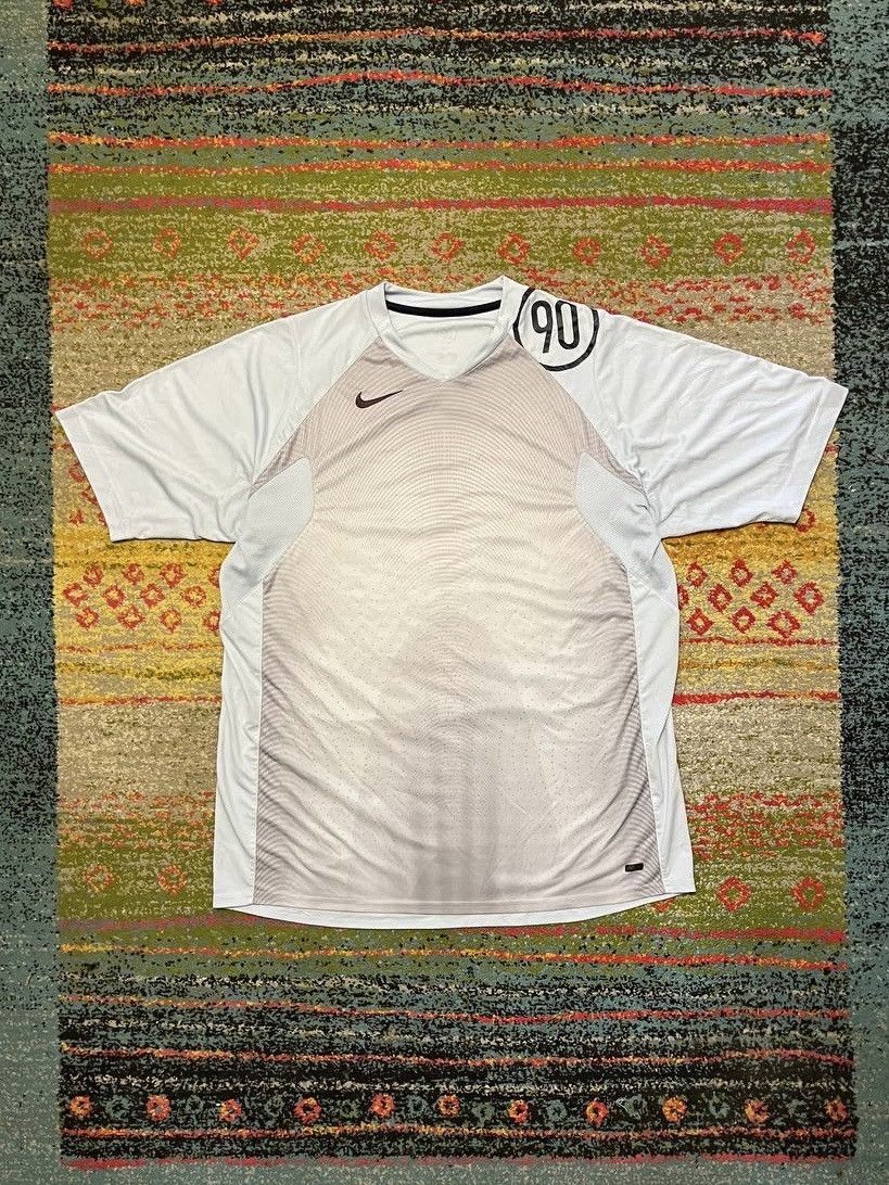 Nike Vintage Nike Swoosh TN Style T-shirt XL Size US XL / EU 56 / 4 - 1 Thumbnail