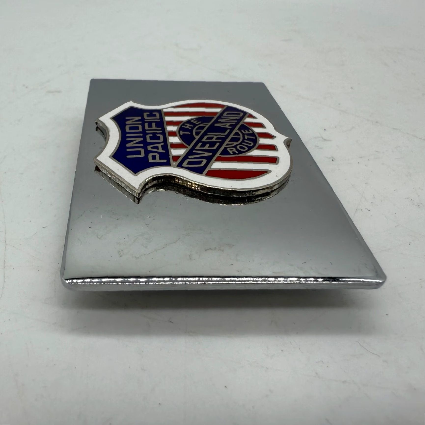 Vintage Union Pacific The Overland Route Chrome Mirror Belt Buckle Railroad Men Silver Buckle Size ONE SIZE - 6 Thumbnail